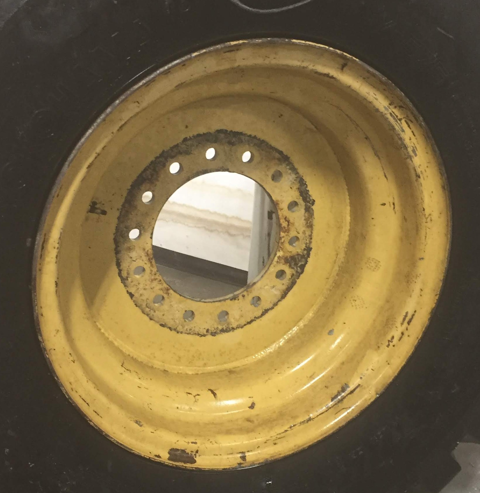 25''D x 14''W Flat Plate Wheel WT006469