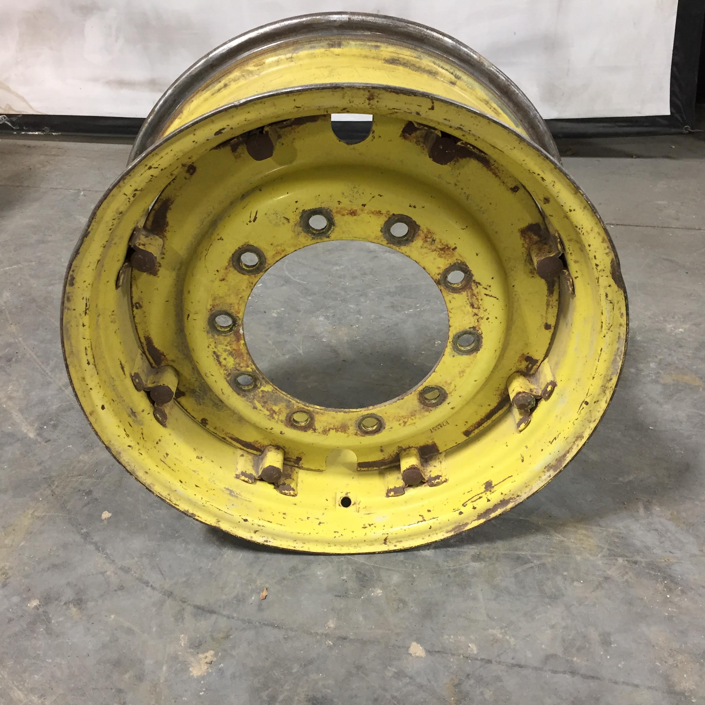 26'' Rim with Clamp/Loop Style Rim Center T006511CTR