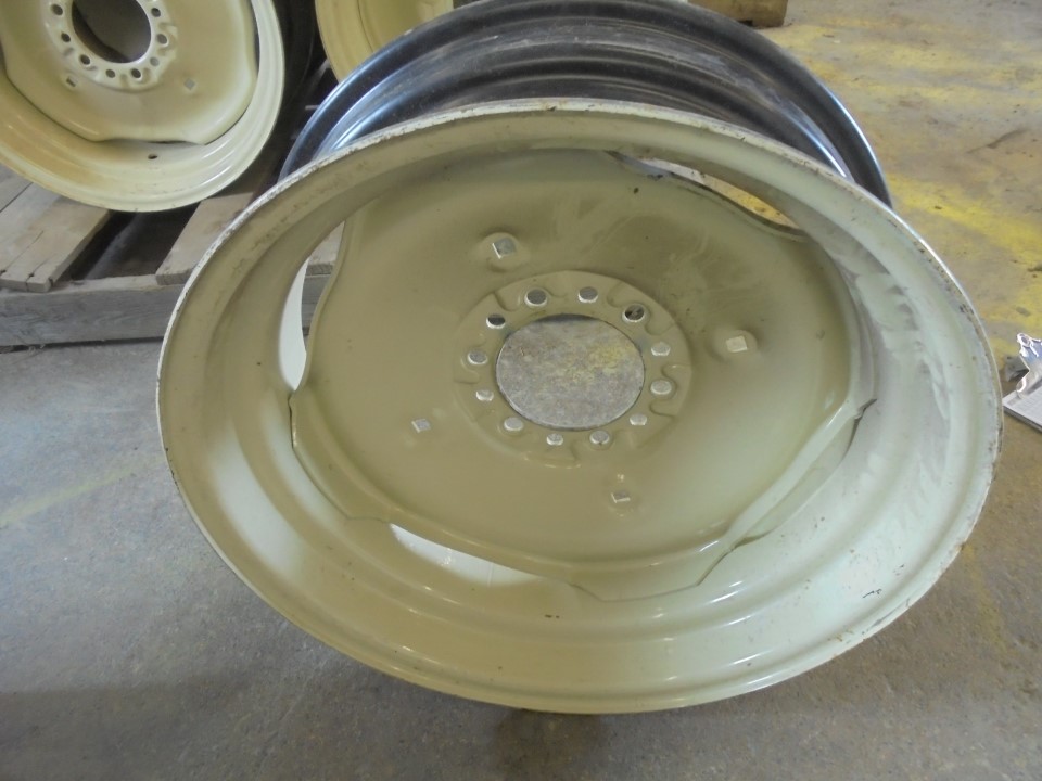 20''D x 8''W Formed Plate Wheel S000812