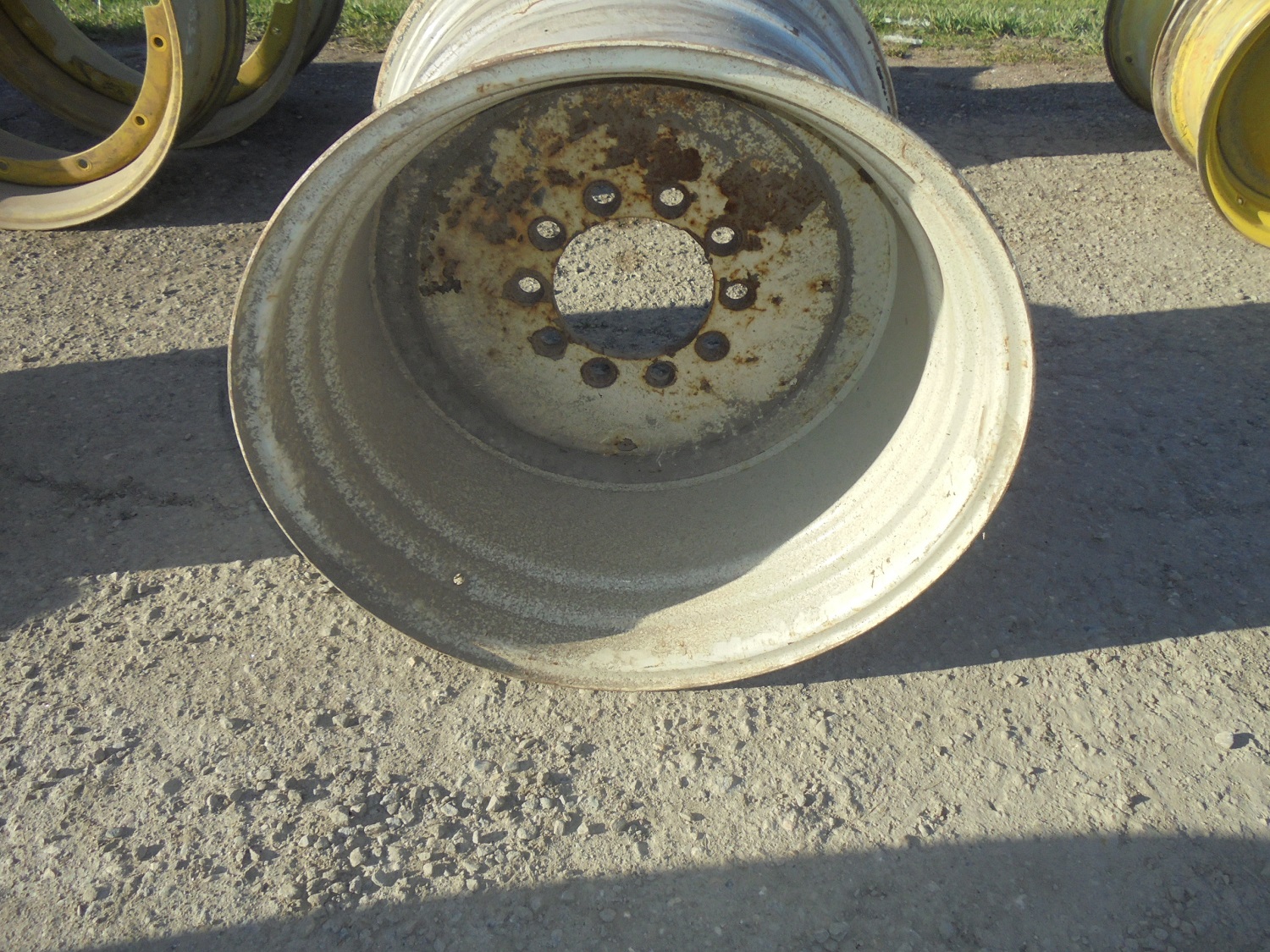 32''D x 27''W Flat Plate Wheel S000836-Z