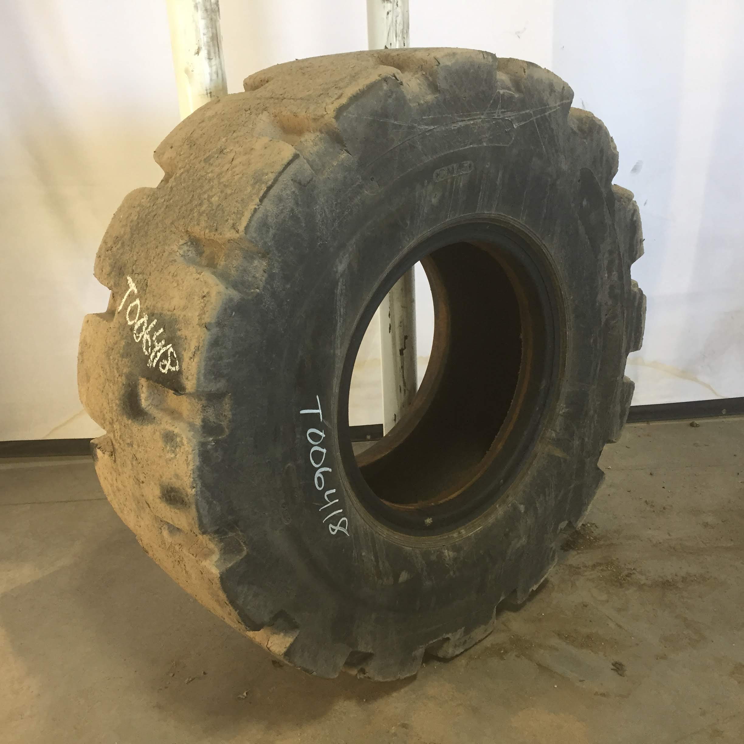 20.5/-25 Galaxy Primex Construction Mining L-5 Tire T006418