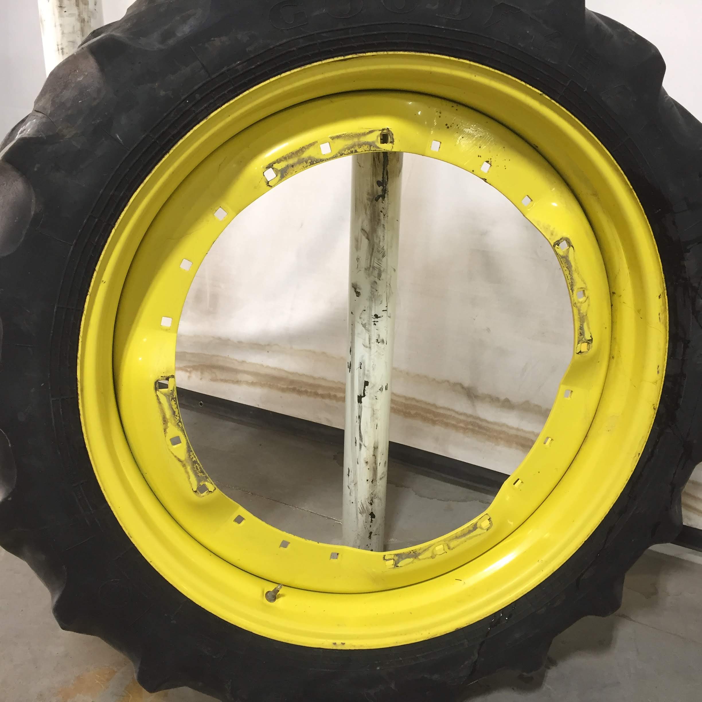 42''D x 10''W Waffle Wheel (Groups of 3 bolts) Wheel WT006616