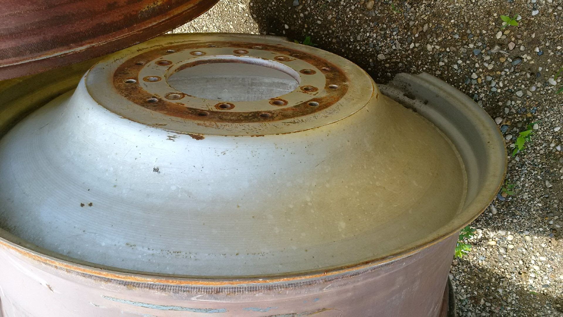 42''D x 16''W Straddle Dual Wheel WT001946A-Z