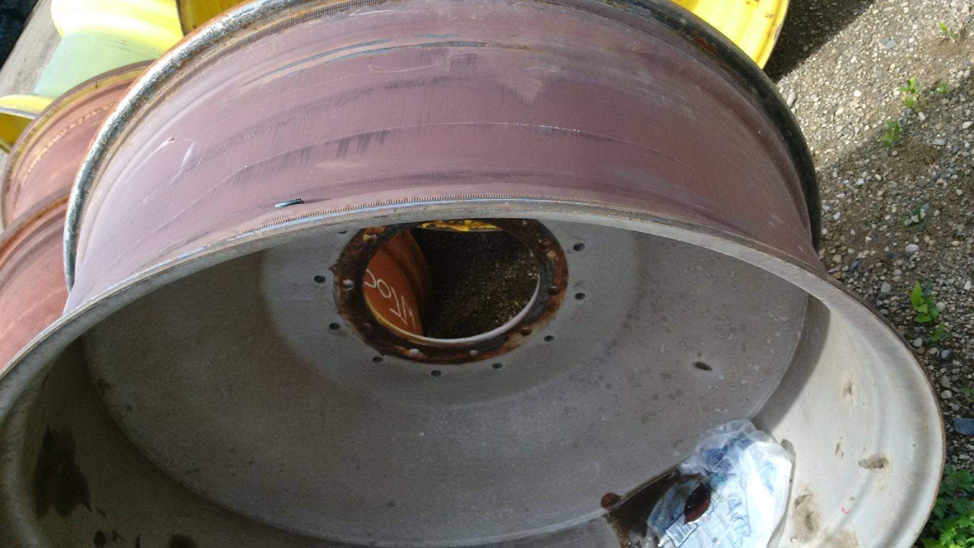 42''D x 16''W Straddle Dual Wheel WT001946A-Z