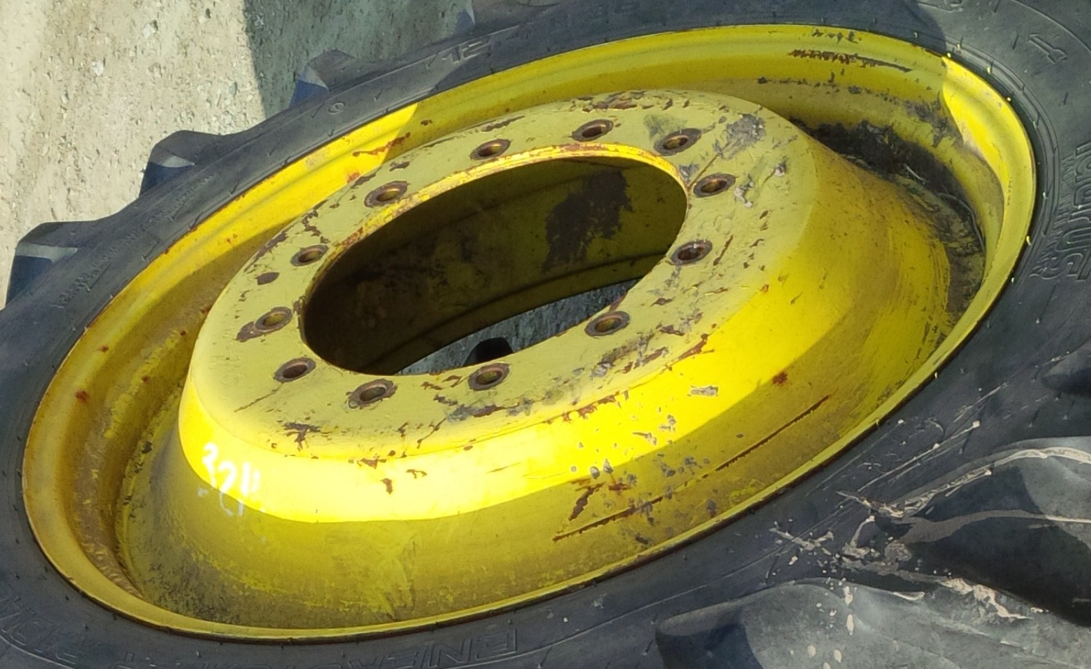 36''D x 10''W Formed Plate Wheel WT002167-Z