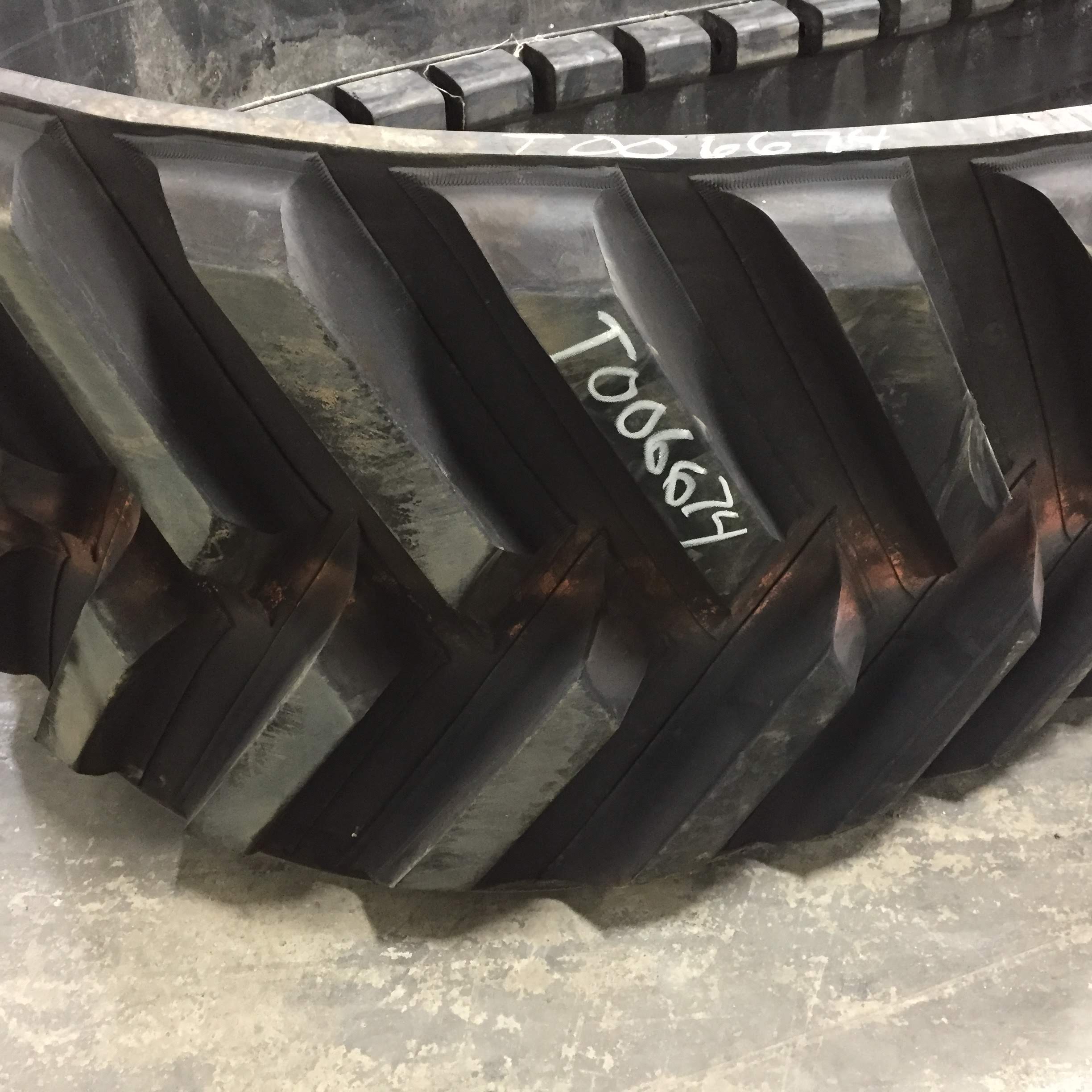 30'' Camso 5500 General Ag Track for AGCO MT700 (MT738,740,743)/Fendt 900 T006674