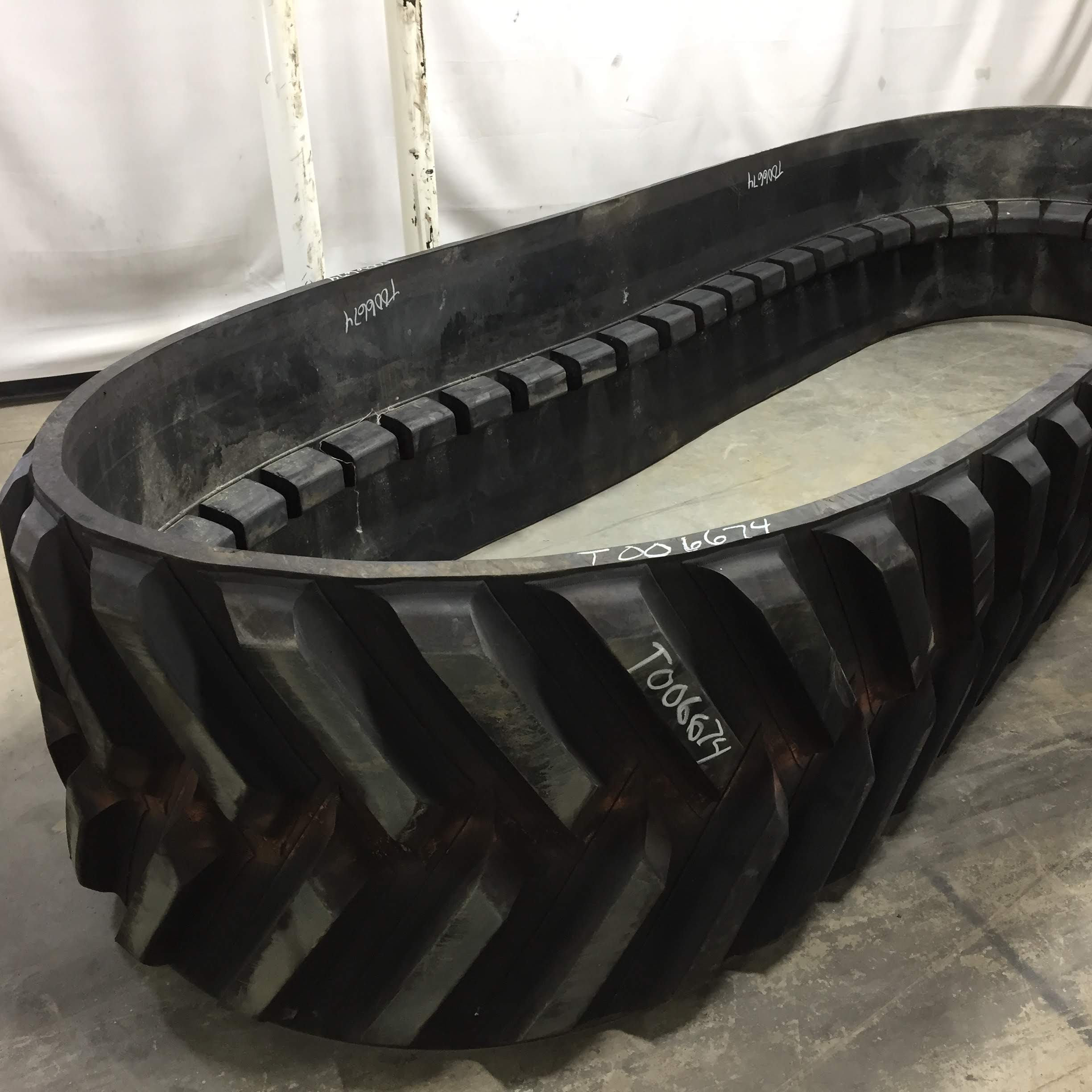 30'' Camso 5500 General Ag Track for AGCO MT700 (MT738,740,743)/Fendt 900 T006674