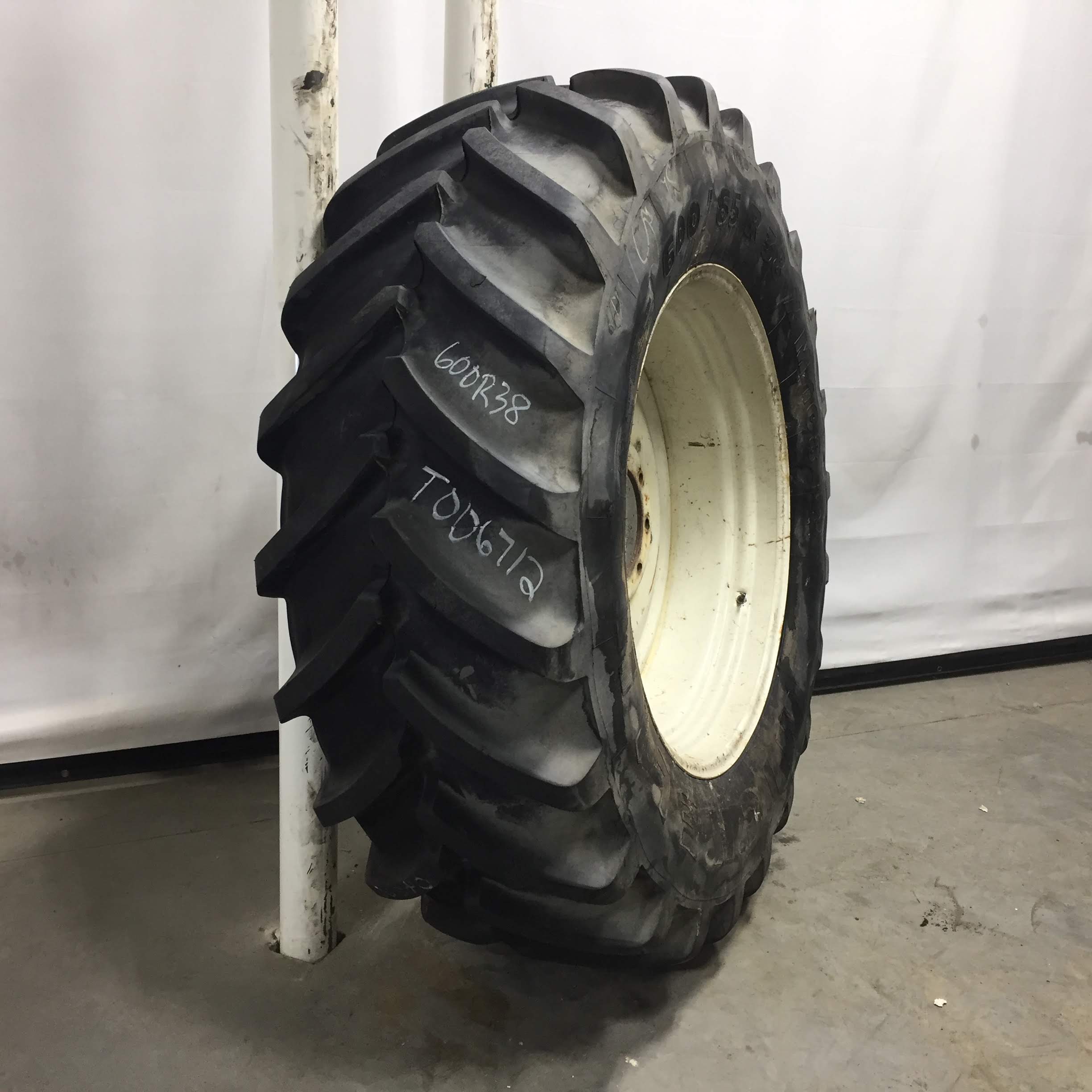 600/65R38 Michelin Multibib R-1W Tire-Wheel Assembly T006712