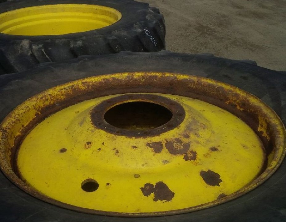 42''D x 20''W Formed Plate Wheel WT002520-Z