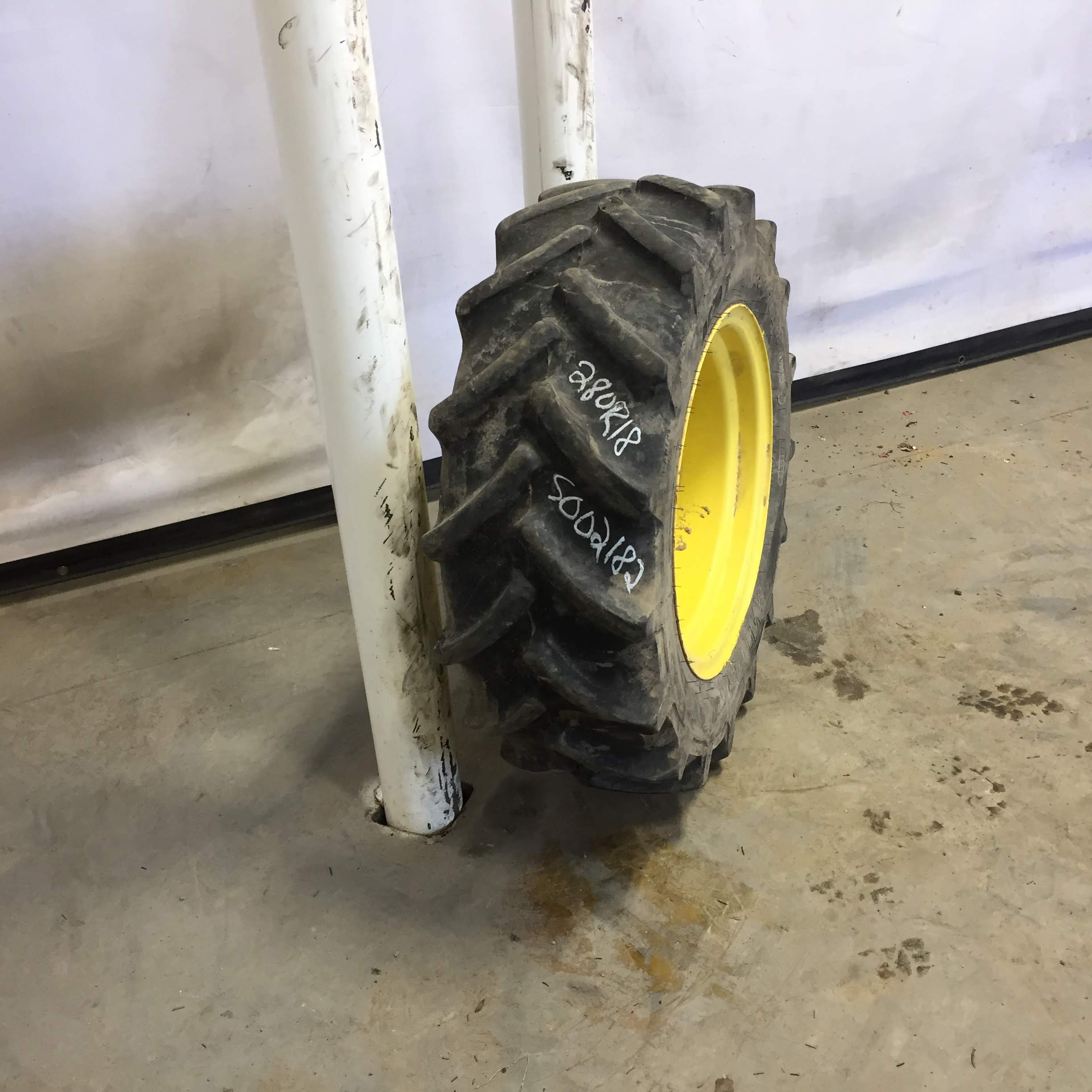 280/70R18 Mitas AC70 Radial  R-1W Tire RS002182