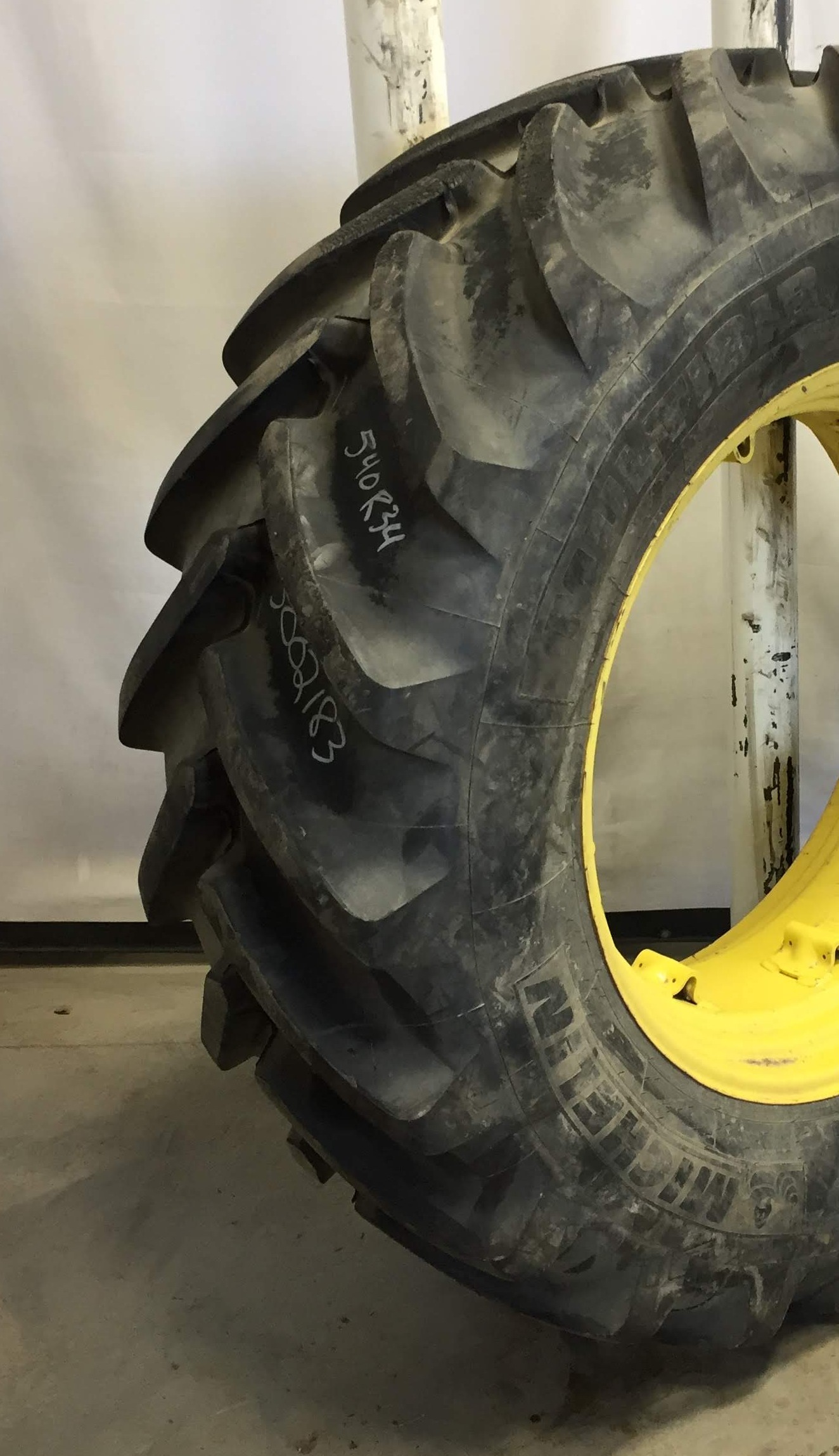 540/65R34 Michelin Multibib R-1W Tire RS002183