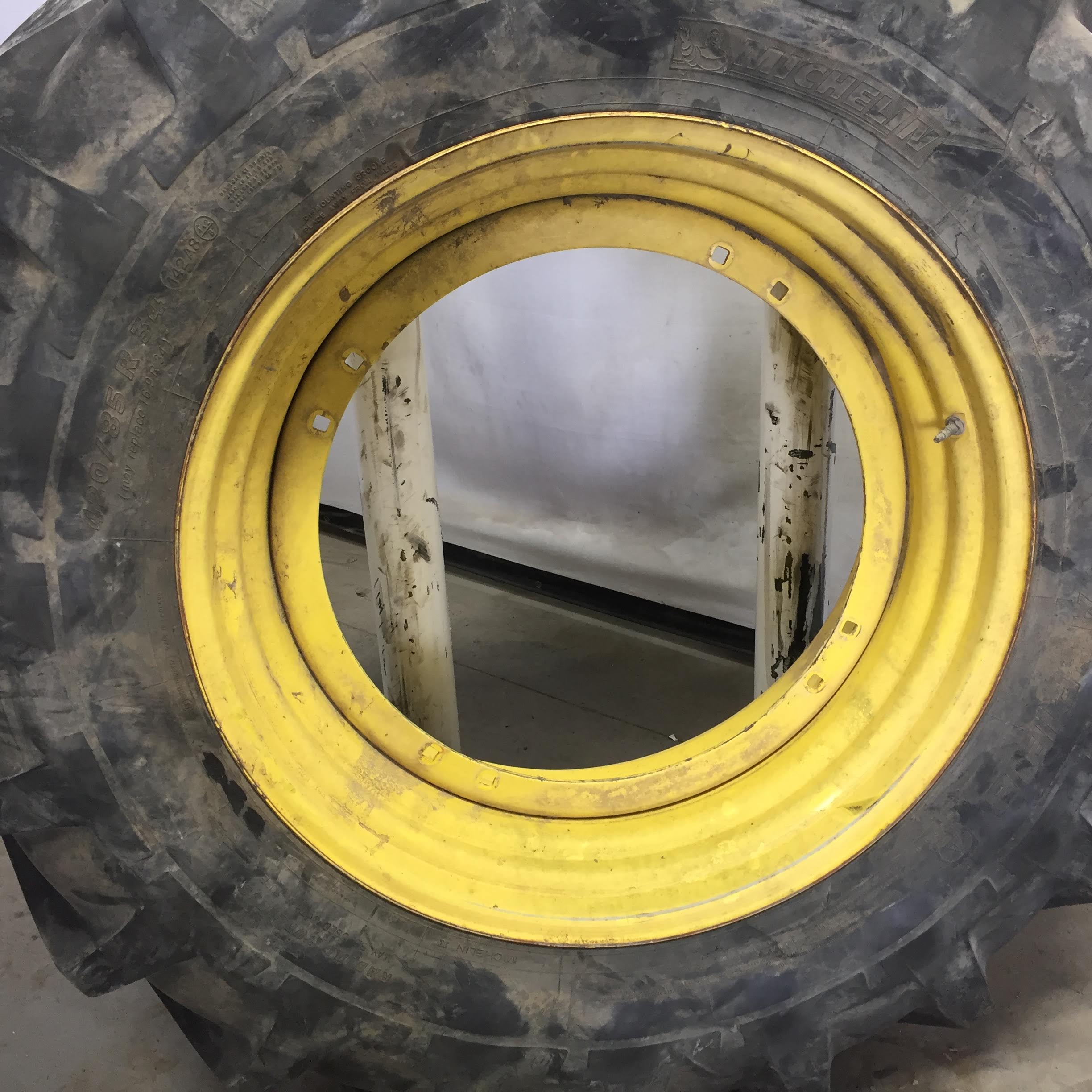 34''D x 15''W Stub Disc (groups of 2 bolts) Wheel WS002228