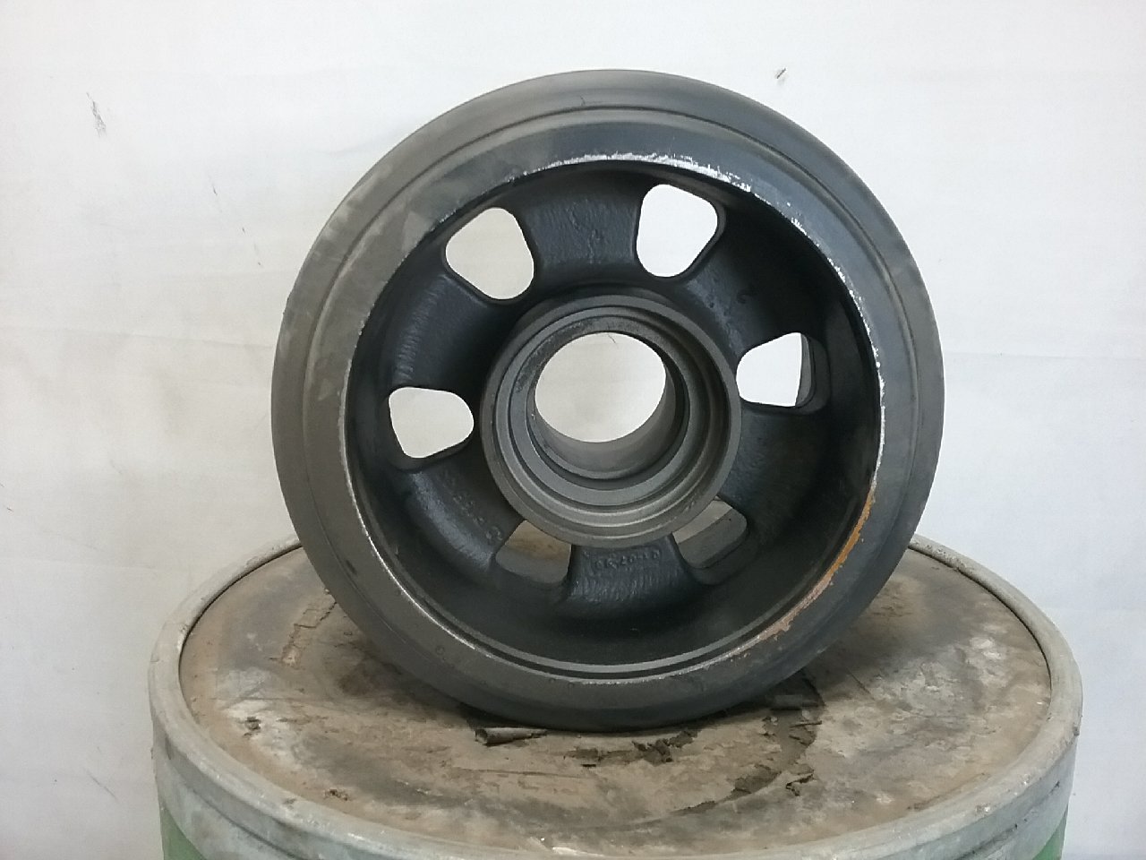 Mid-Roller Bogie Core RE200310 Core