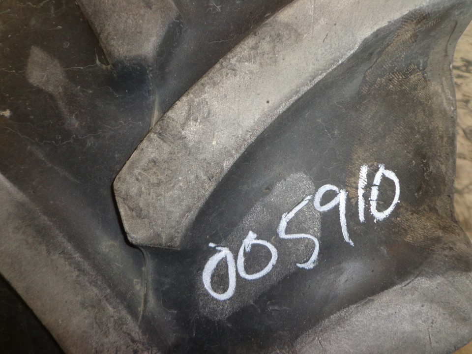 420/70R28 Goodyear Farm DT812 Optitrac R-1W Tire 005910-Z