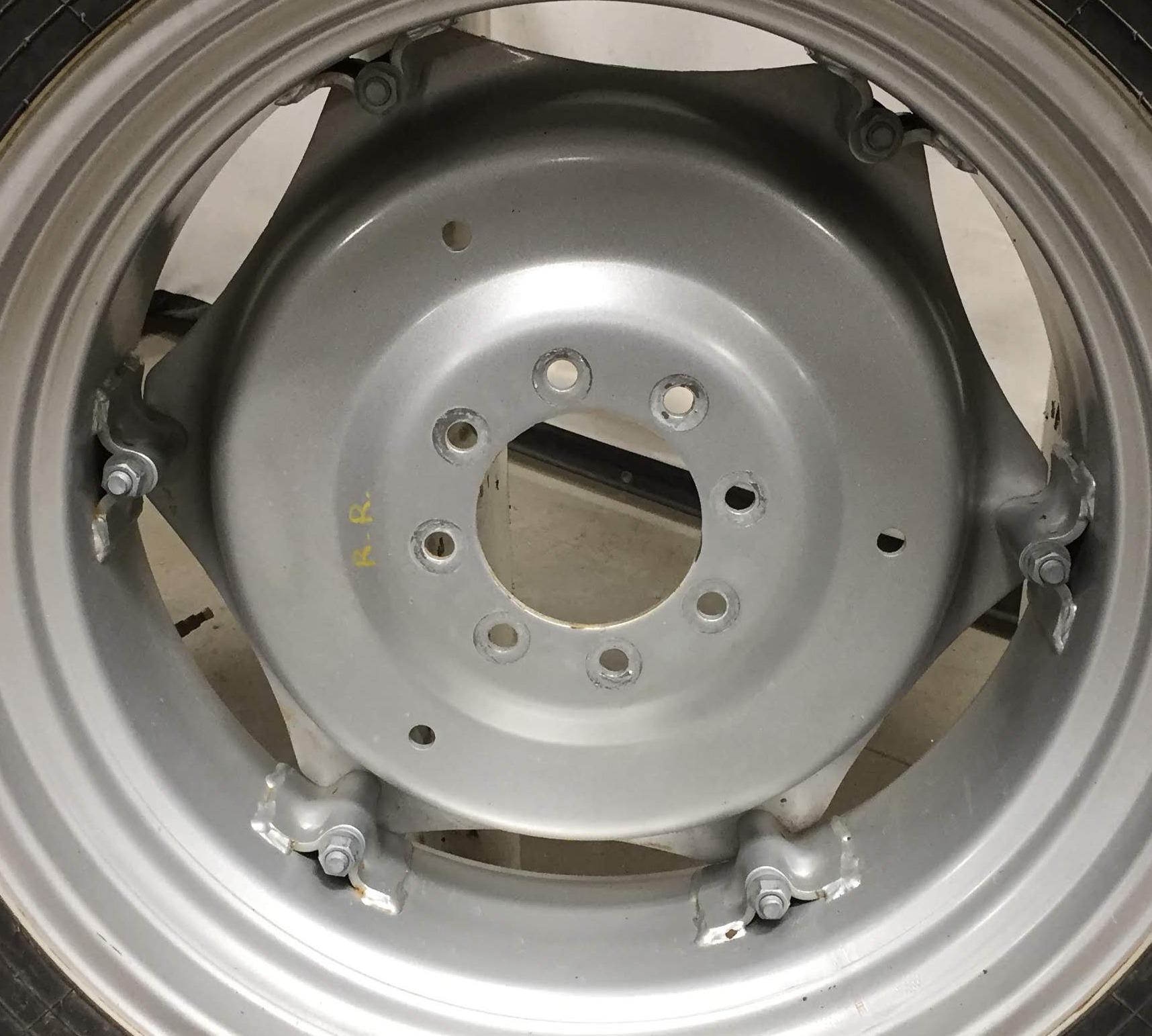 30'' Rim with Clamp/Loop Style Rim Center WT006961CTR