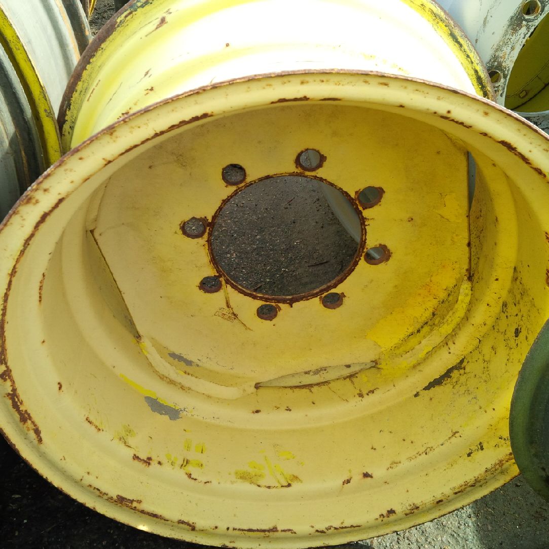 26''D x 16''W Formed Plate Wheel W00001