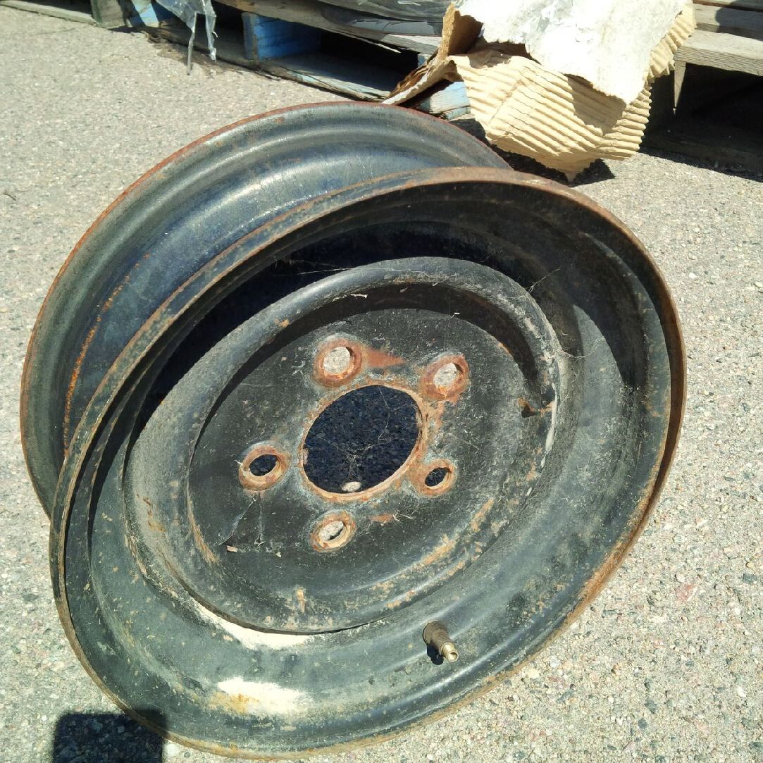 12''D x 4''W Stamped Plate Wheel W00039