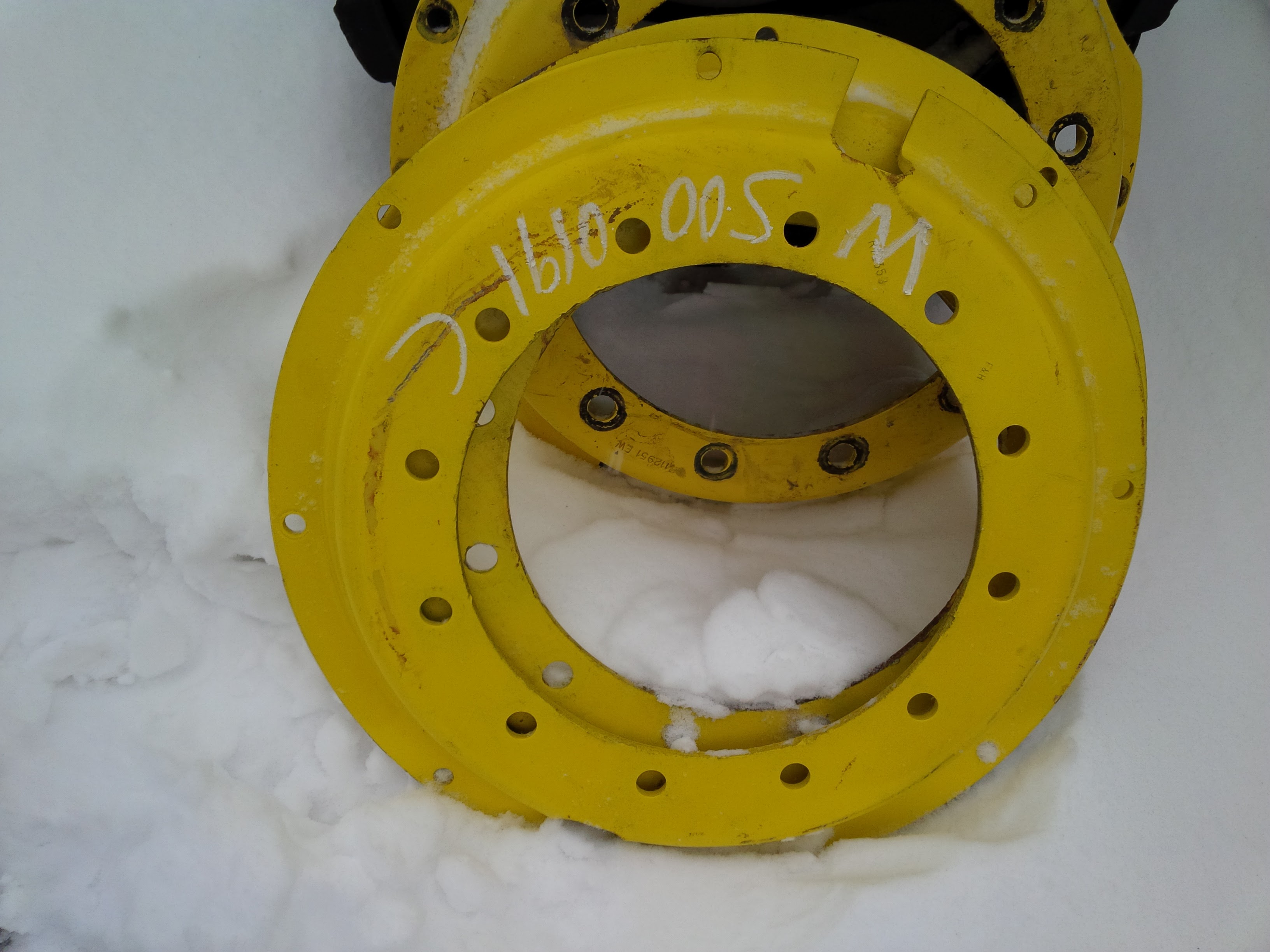 28'' Stub Disc (groups of 2 bolts) Rim Center WS000191C