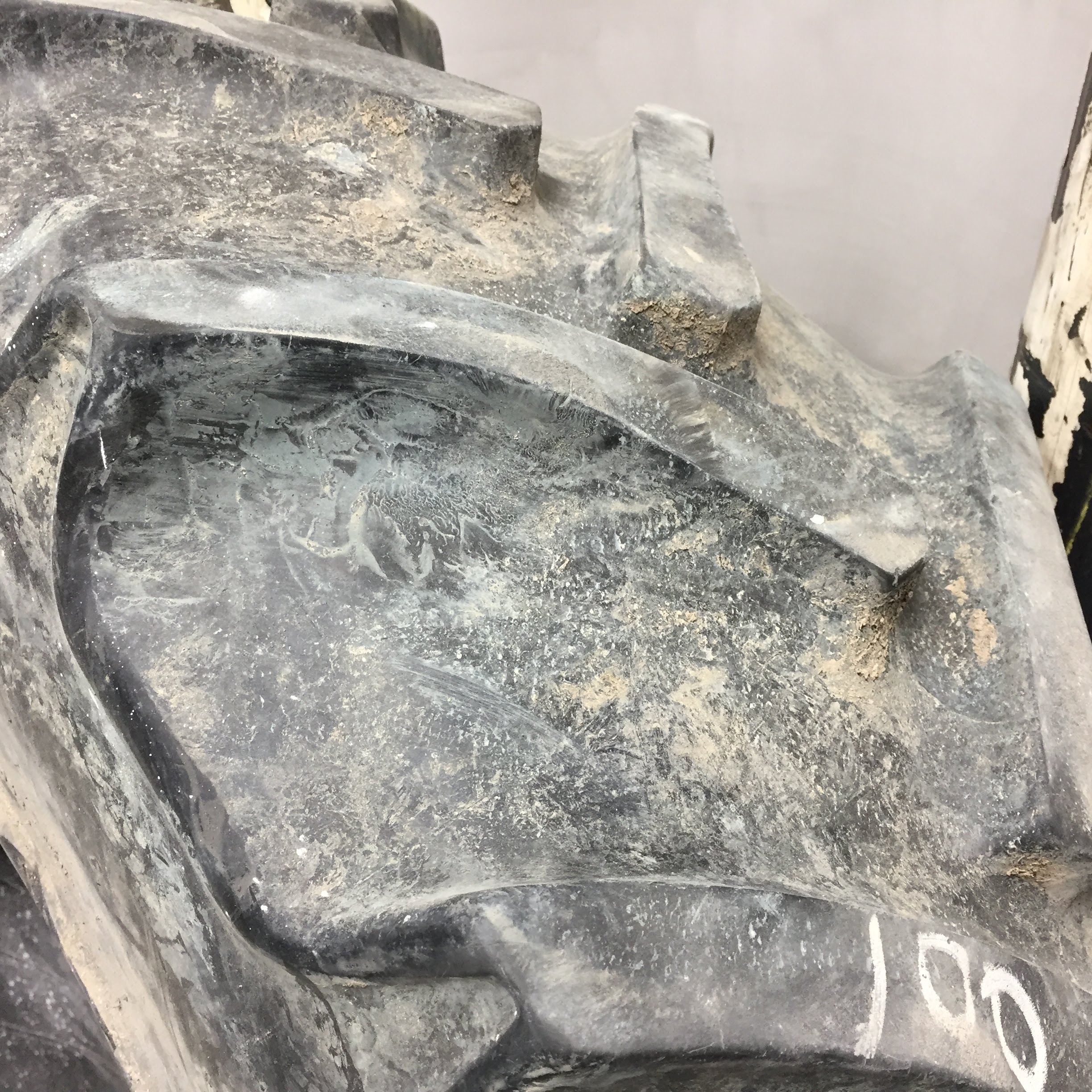 380/85R30 Continental AC85 Contract R-1W Tire 007629