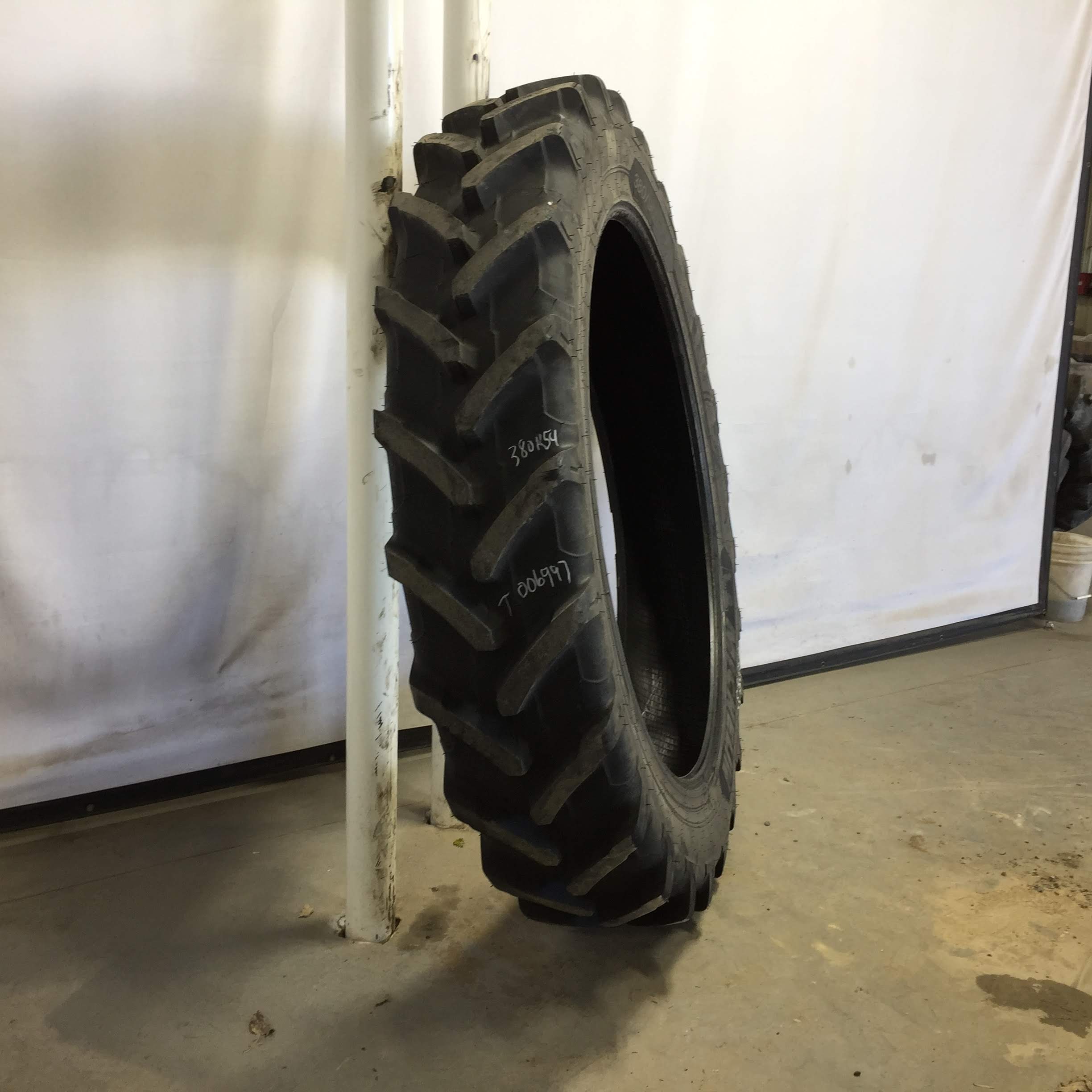 380/90R54 Michelin AgriBib 2 R-1W Tire T006997