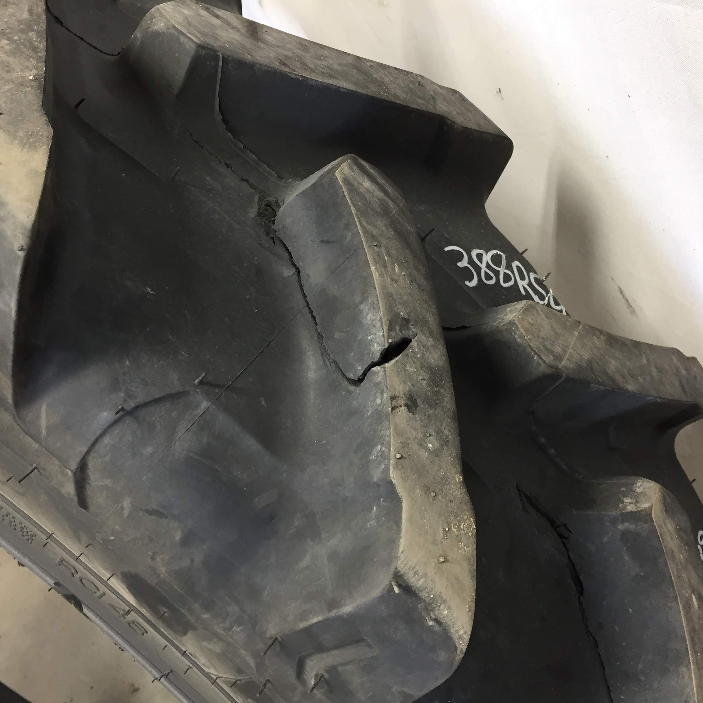 380/90R54 Michelin AgriBib 2 R-1W Tire T006997