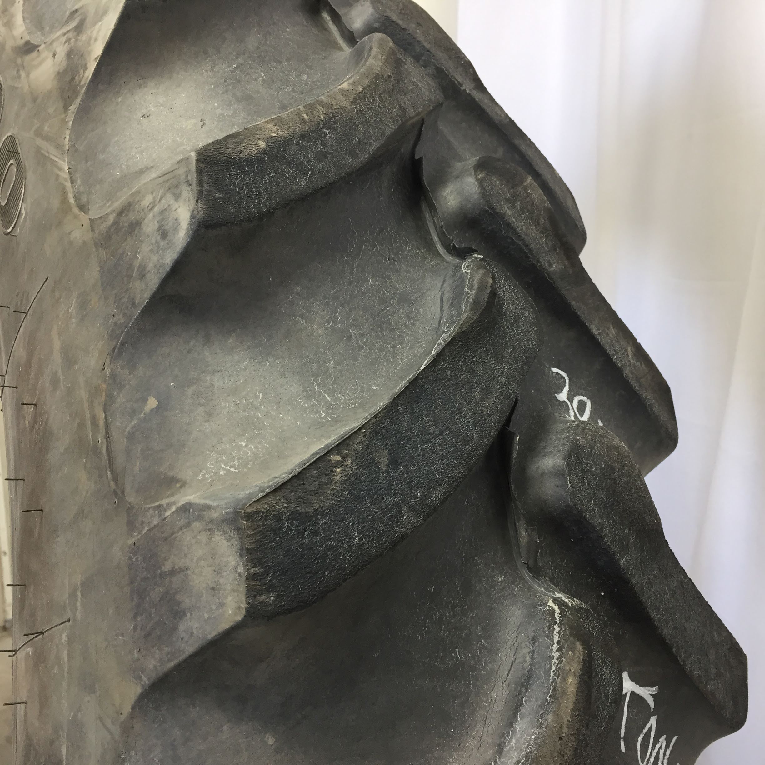 380/90R54 Firestone Radial 9000 R-1W Tire T006981