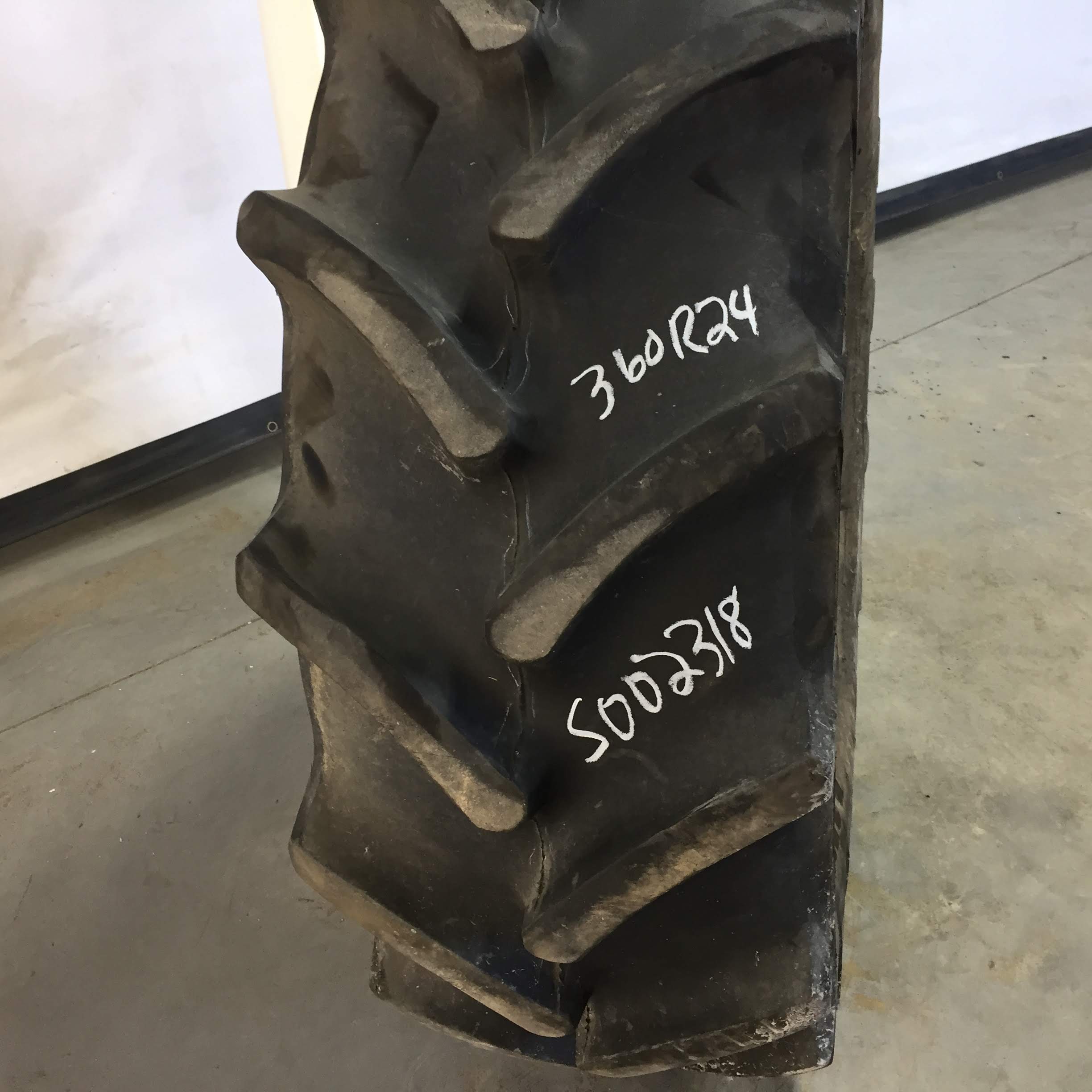 360/70R24 Mitas AC70 Radial  R-1W Tire RS002318