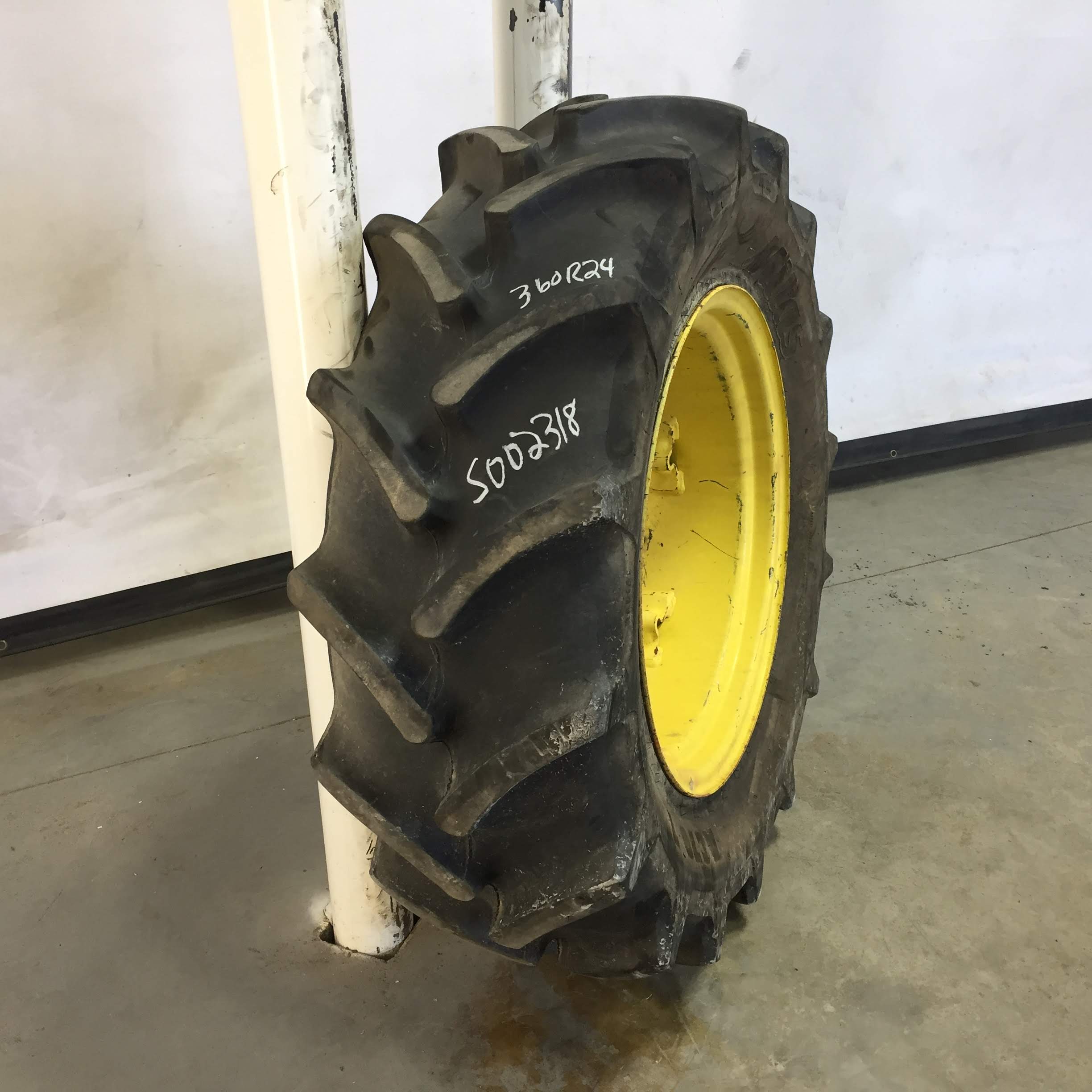 360/70R24 Mitas AC70 Radial  R-1W Tire RS002318