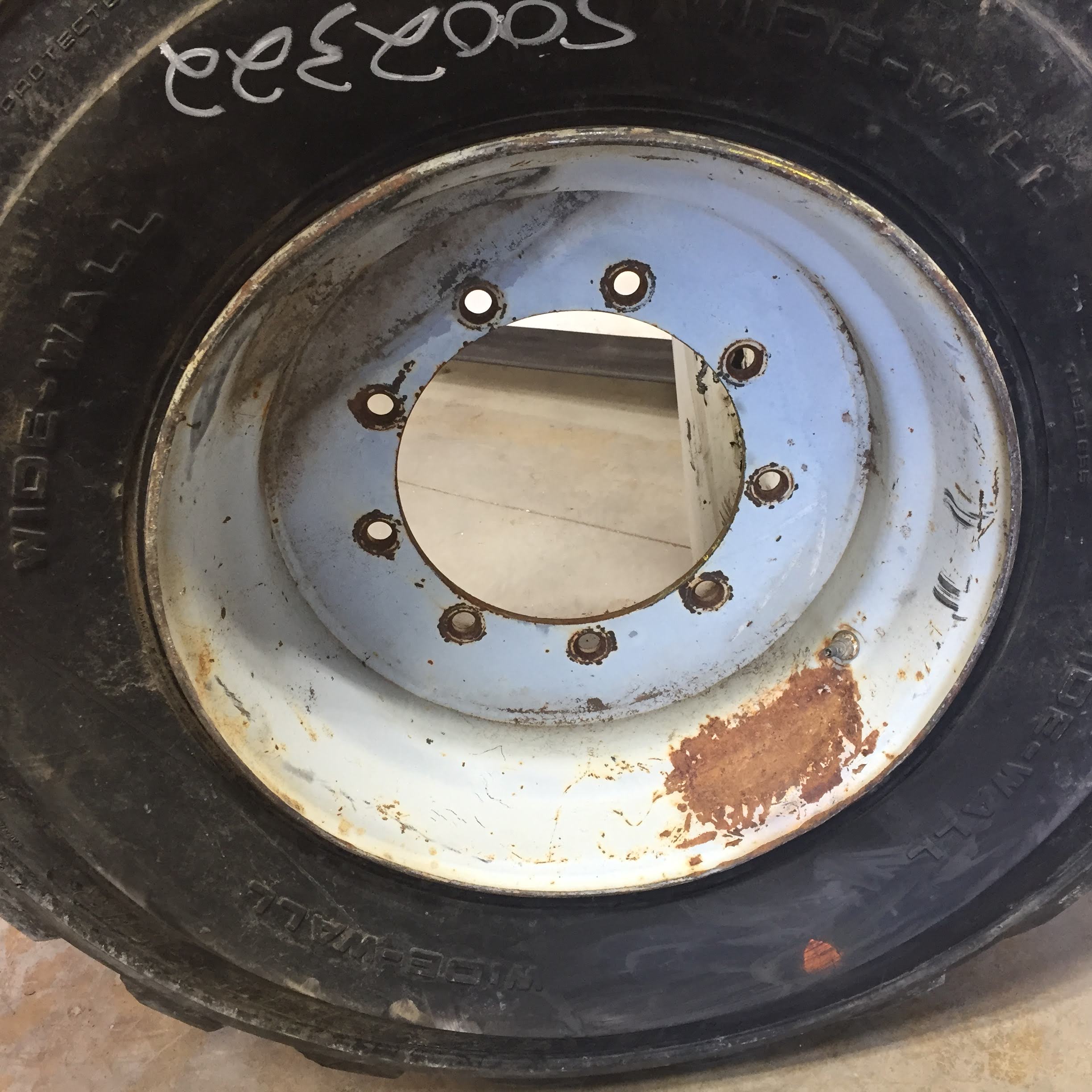 19.5''D x 12.25''W Flat Plate Wheel WS002322