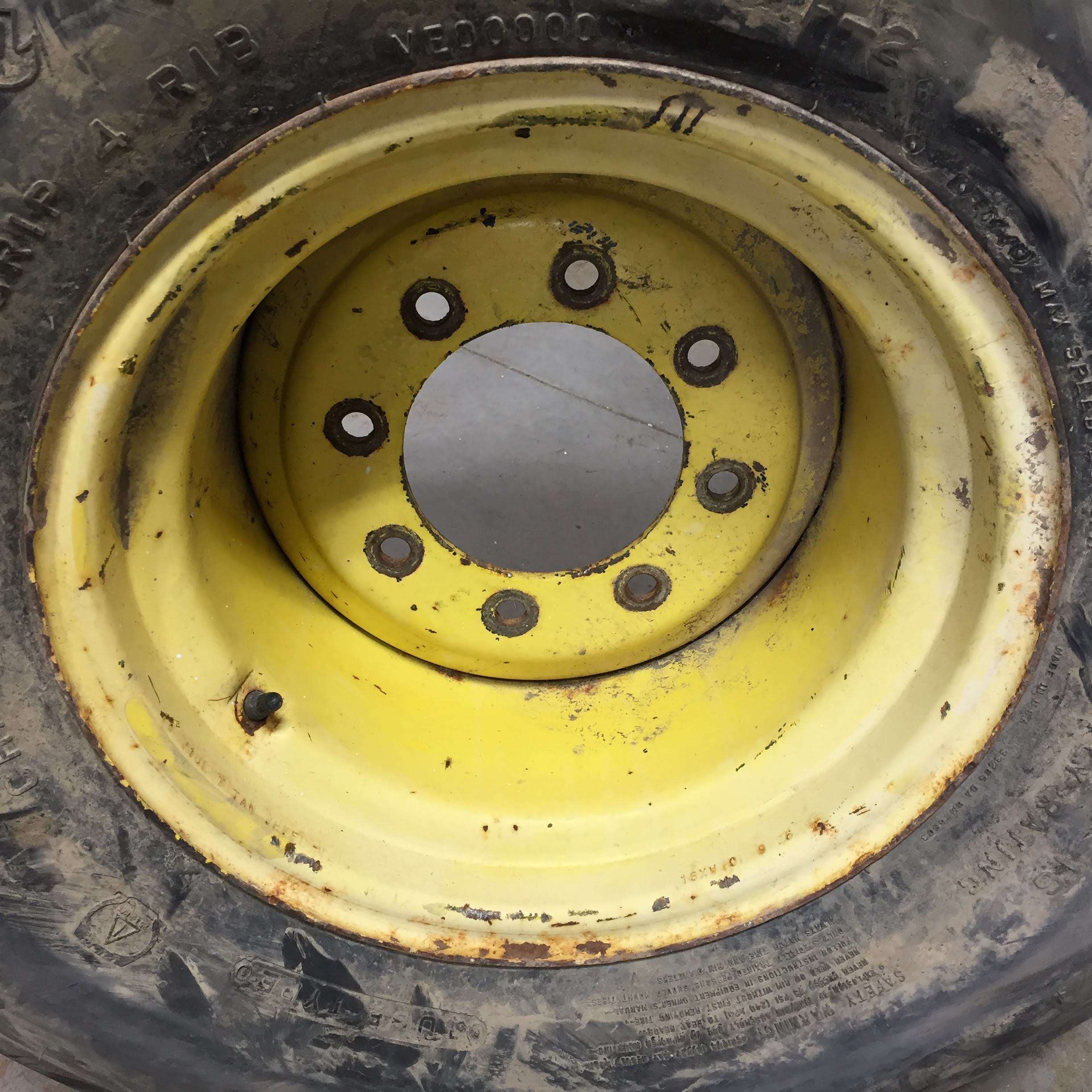 16''D x 10''W Implement Wheel WS002329