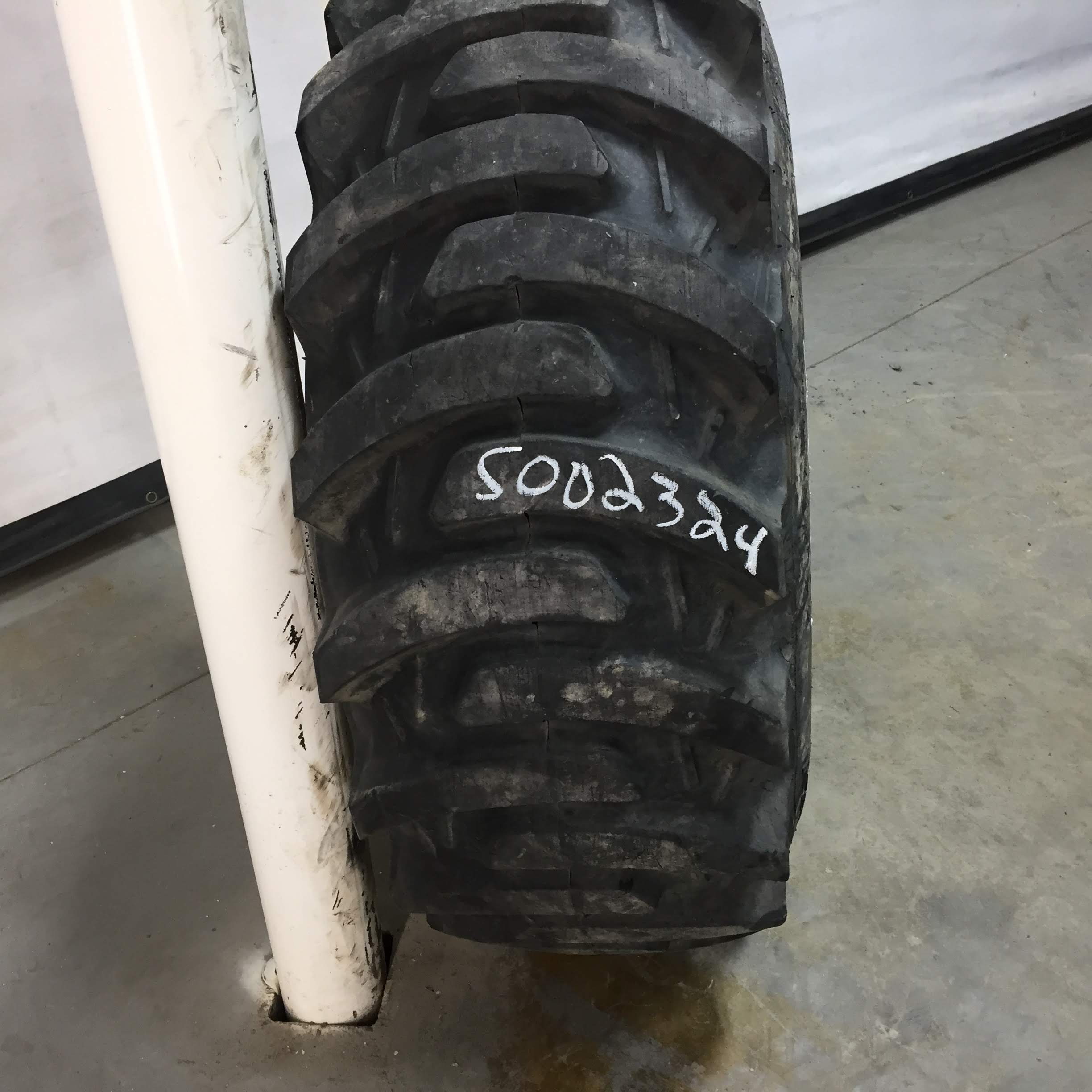 15/-19.5 Galaxy Marathoner R-4 Tire RS002324