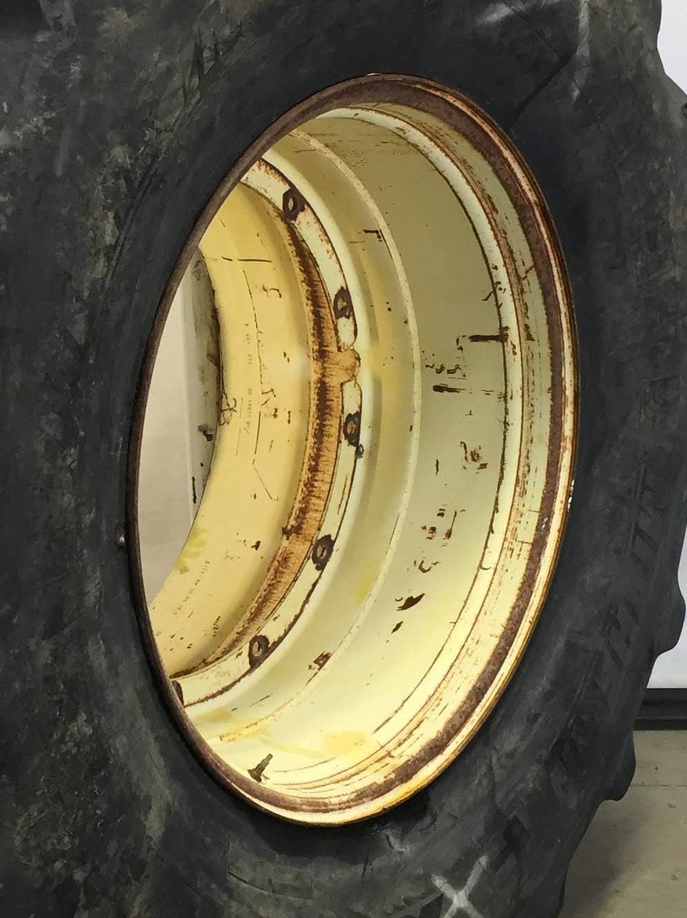 38''D x 28''W Stub Disc Wheel WS002365