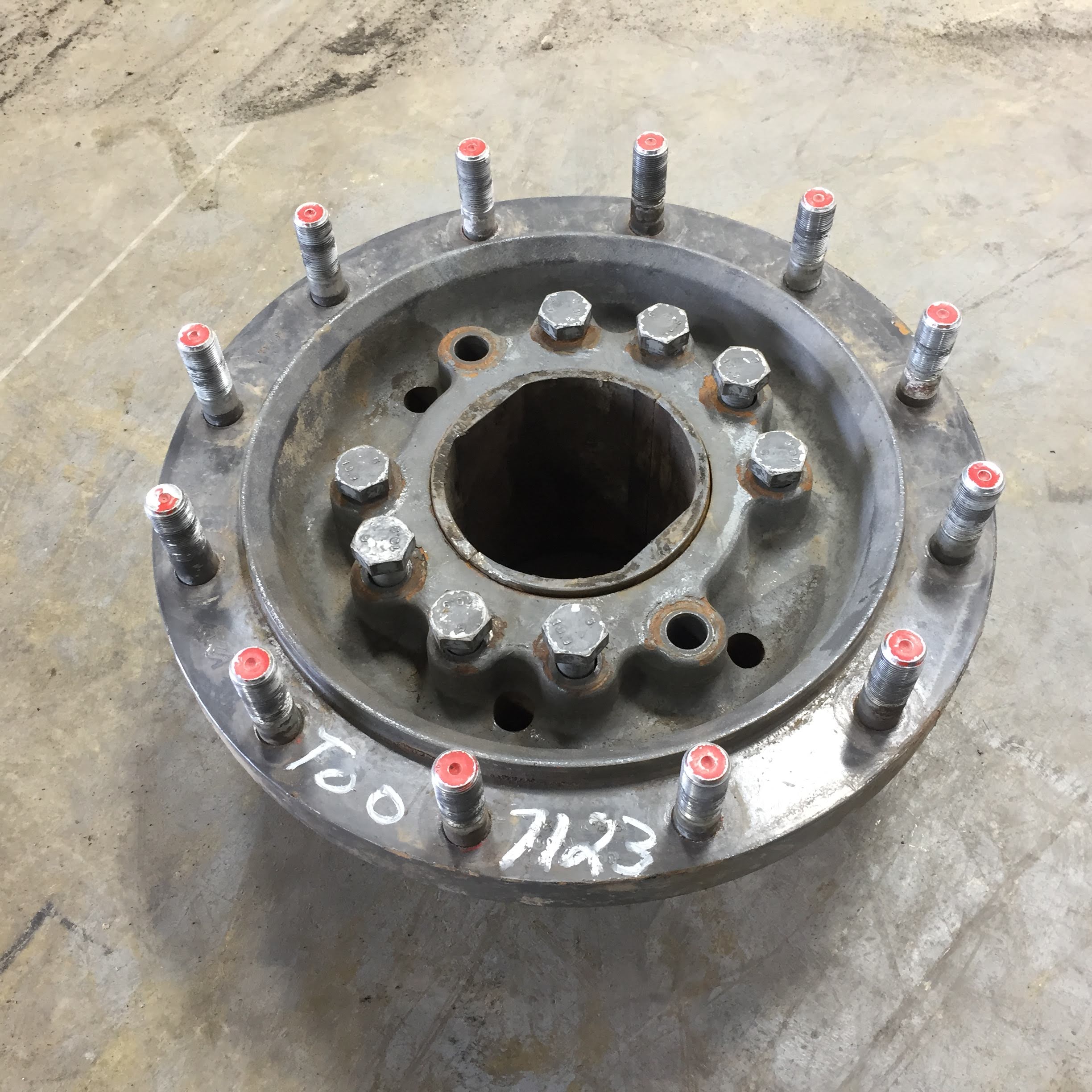 12 Bolt OE Hub Dual Hub T007123