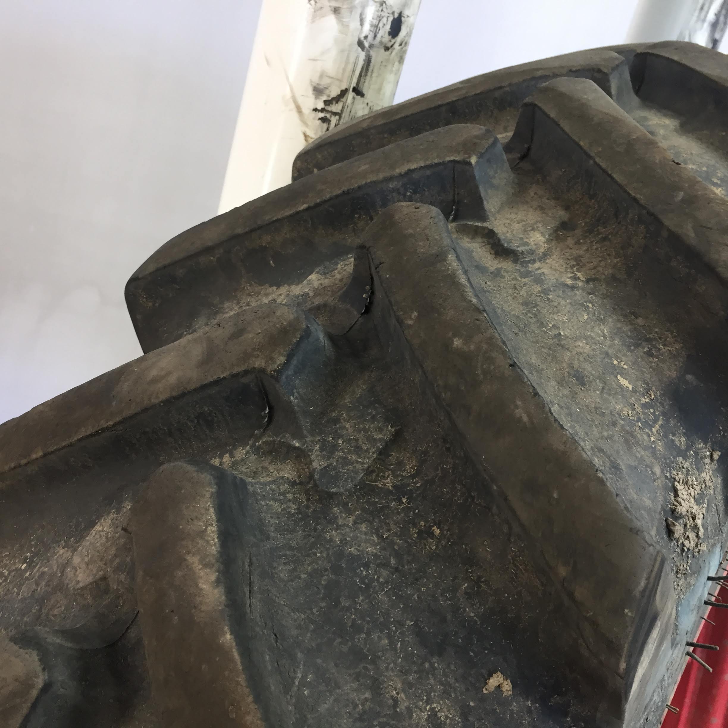 340/85R46 Michelin AgriBib Row Crop R-1W Tire RT007121