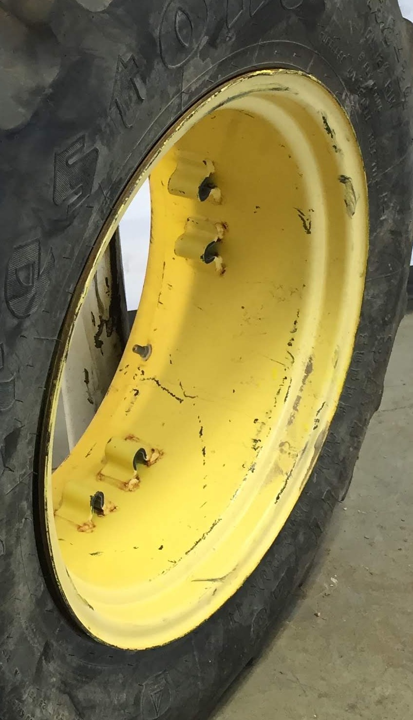 24''D x 12''W Rim with Clamp/Loop Style (groups of 2 bolts) Wheel WS002378