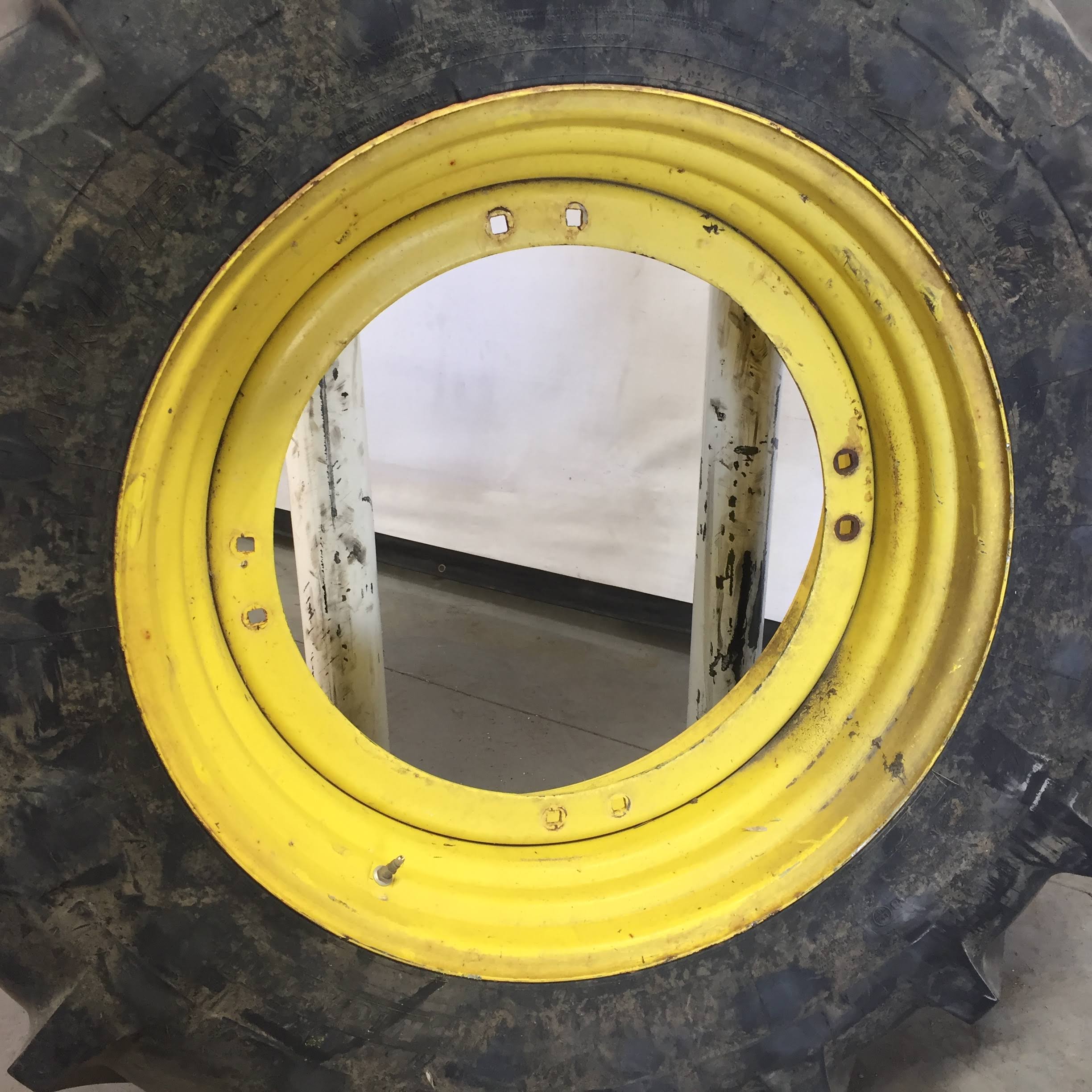 34''D x 15''W Stub Disc (groups of 2 bolts) Wheel WS002402