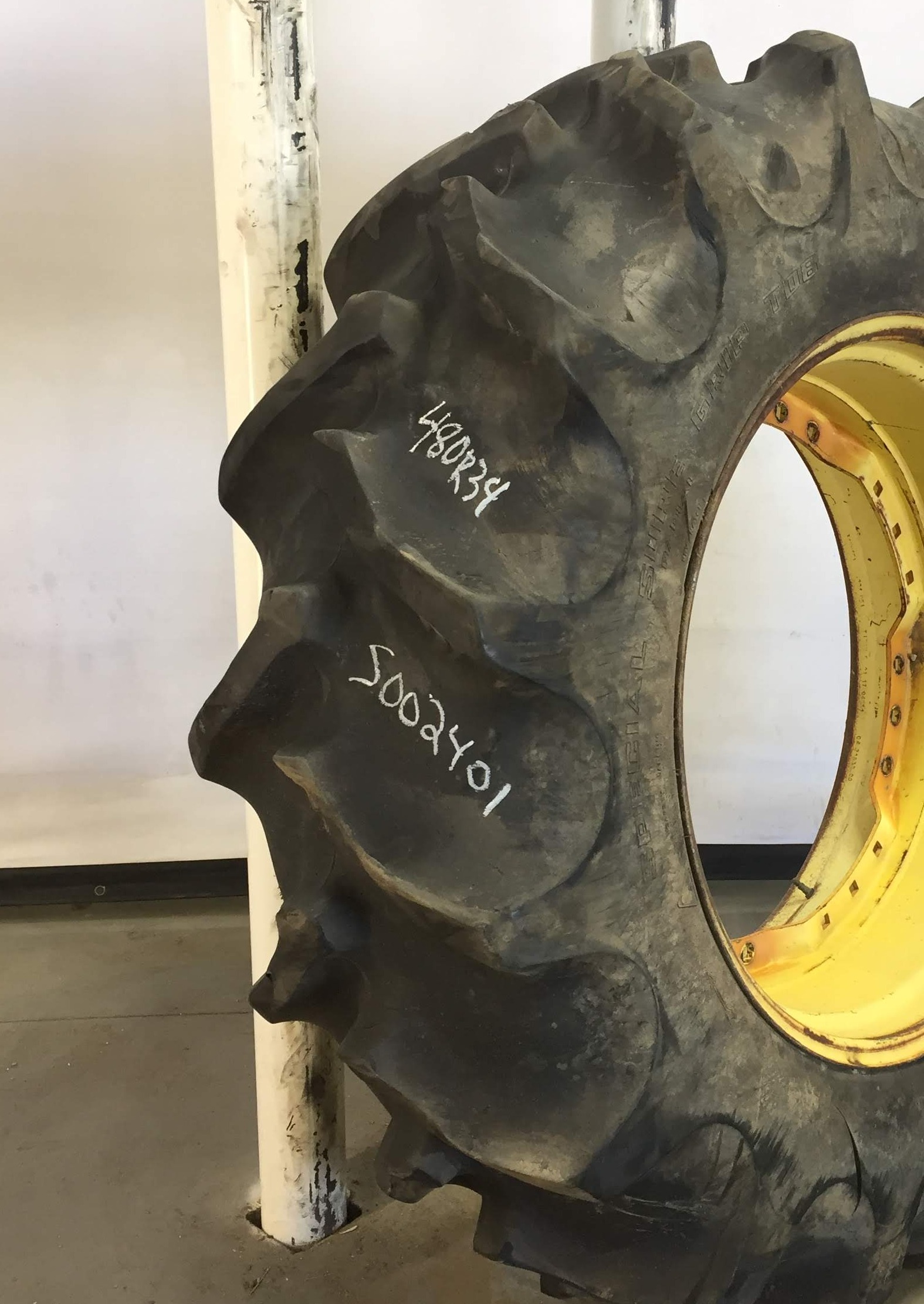 480/70R34 Goodyear Farm Special Sure Grip Radial TD8 R-2 Tire RS002401