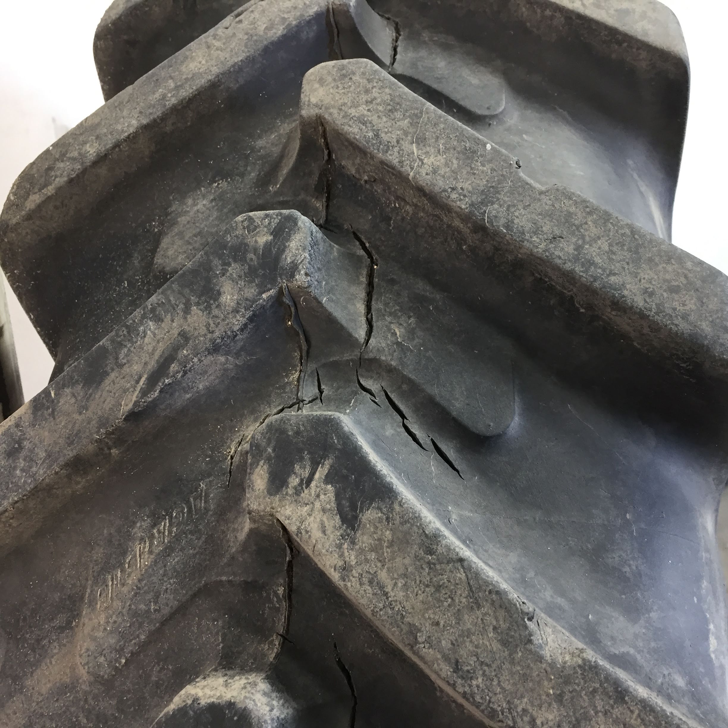 320/90R50 Michelin AgriBib Row Crop R-1W Tire RT007070