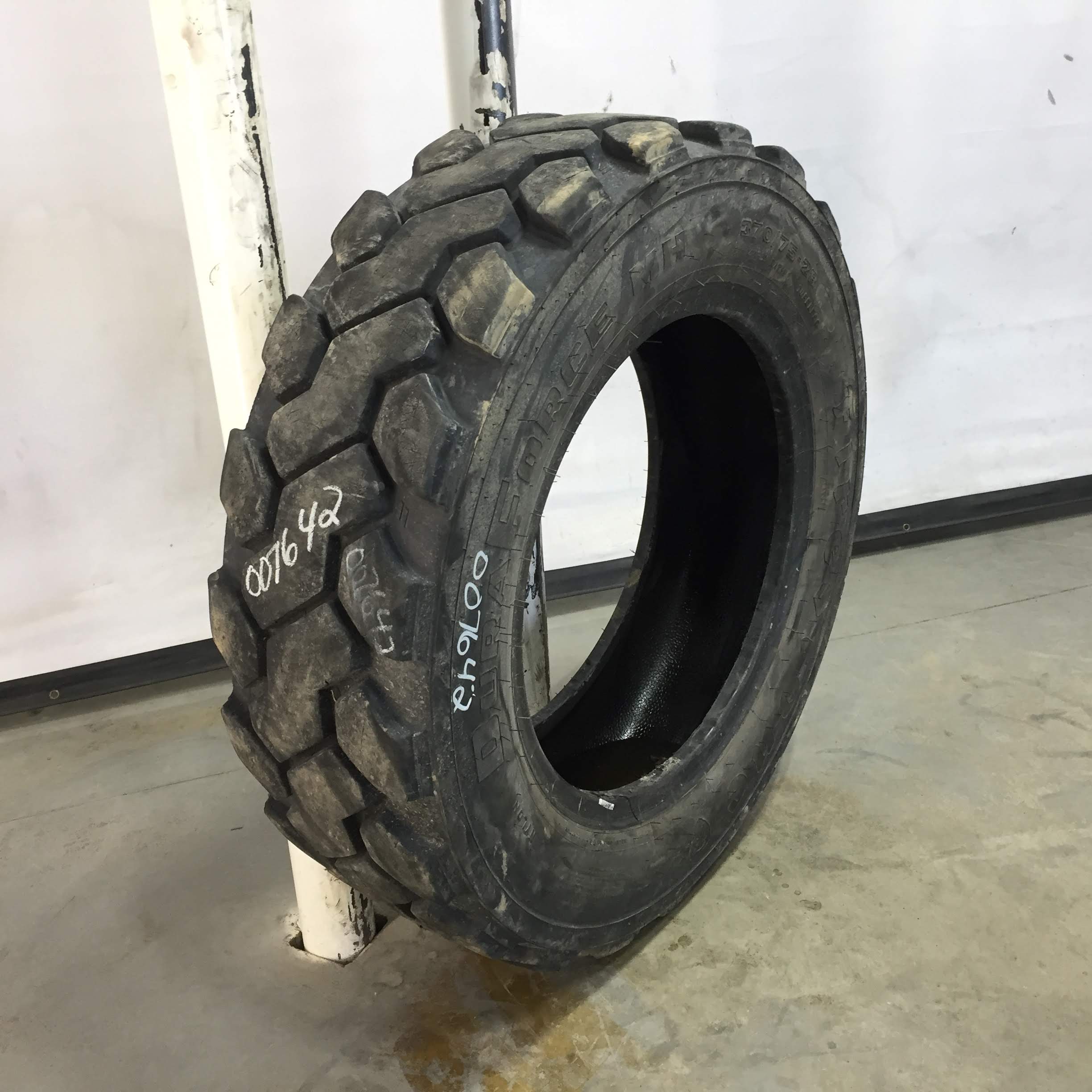 370/75-28 Firestone Duraforce MH L-3 Tire 007642