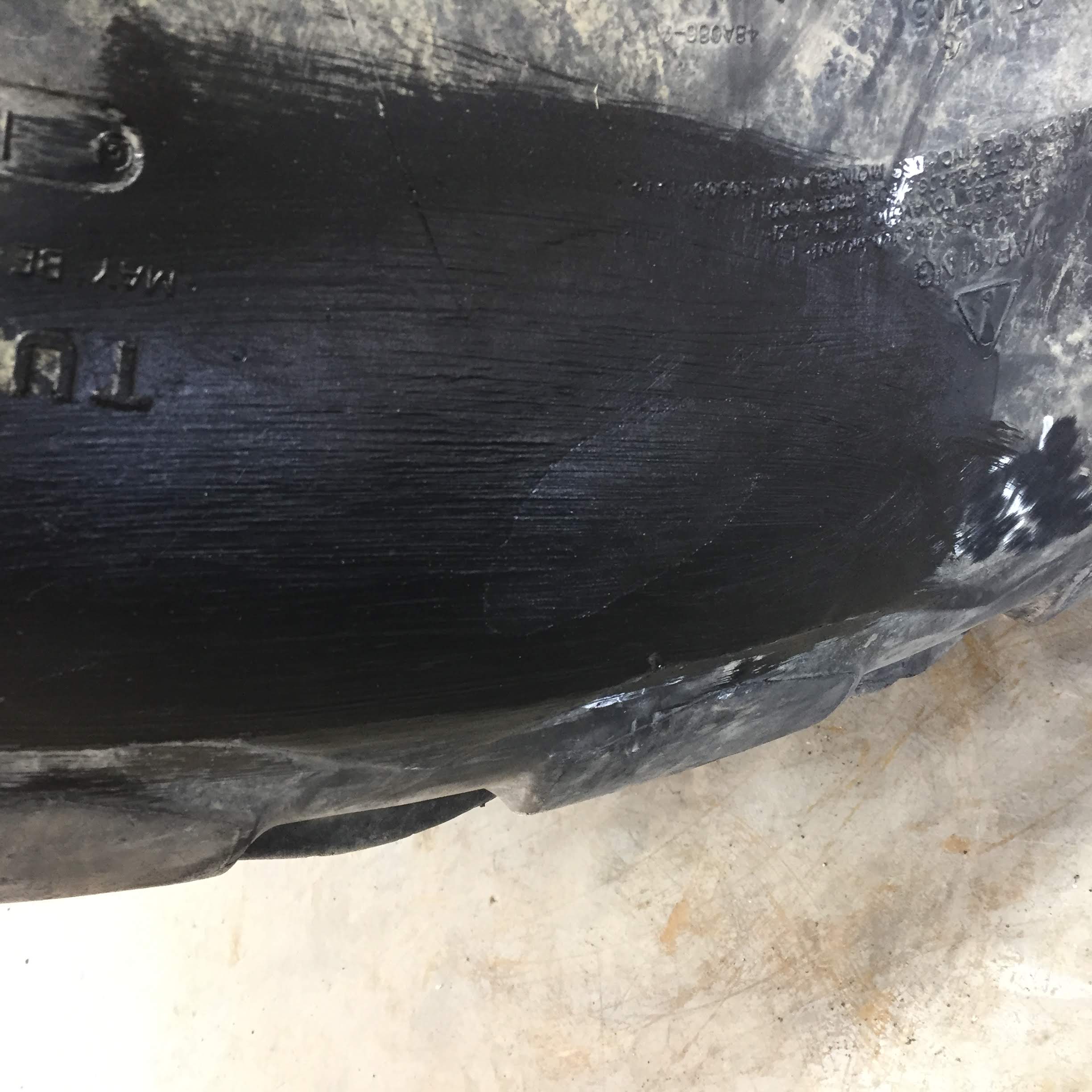 23.1/-26 Titan Farm Torc Trac II R-3 Tire 007657