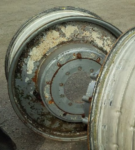 42''D x 16''W Straddle Dual Wheel T002843A-Z