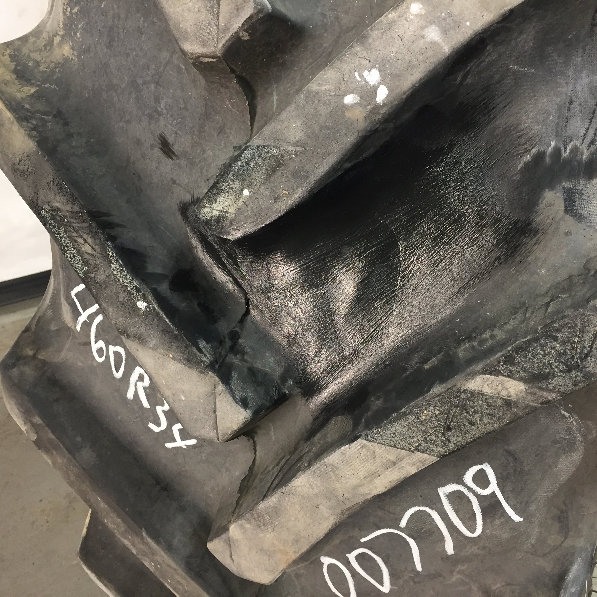 460/85R34 Mitas AC85 Radial R-1W Tire 007709