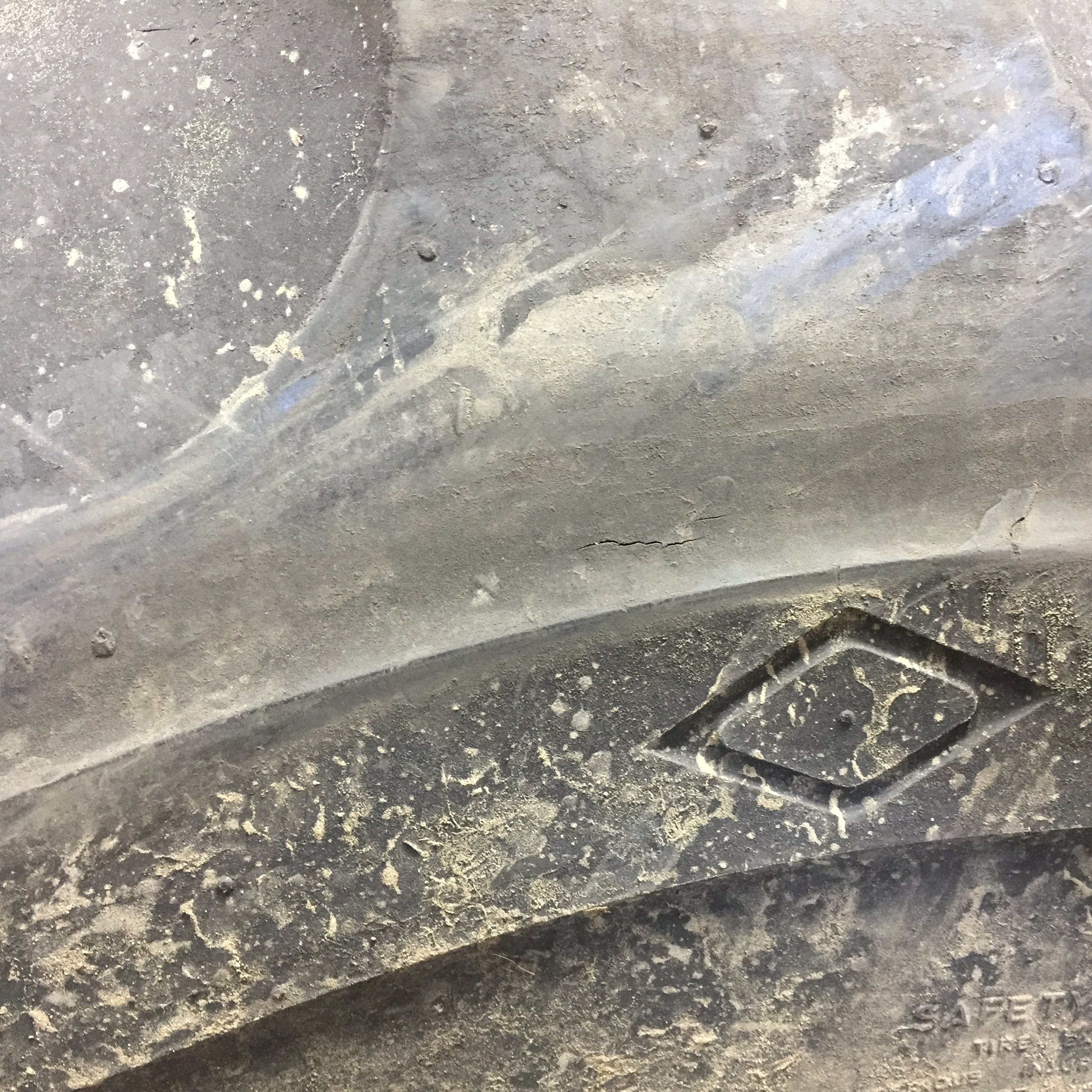 24.5/-32 Goodyear Farm Special Sure Grip TD8 R-2 Tire S002429