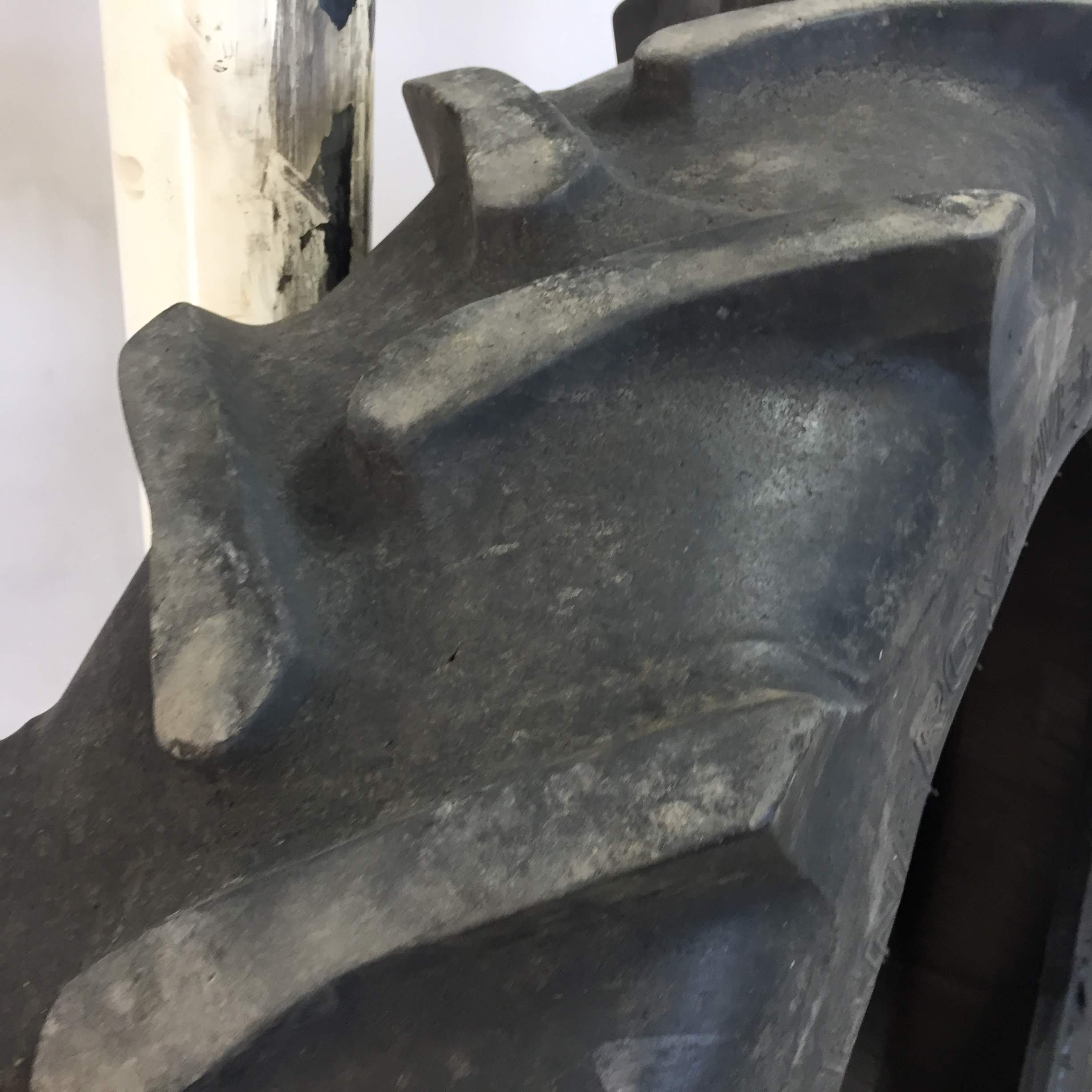 12.4/R36 Taurus Energy Saver Radial HT R-1 Tire T007114