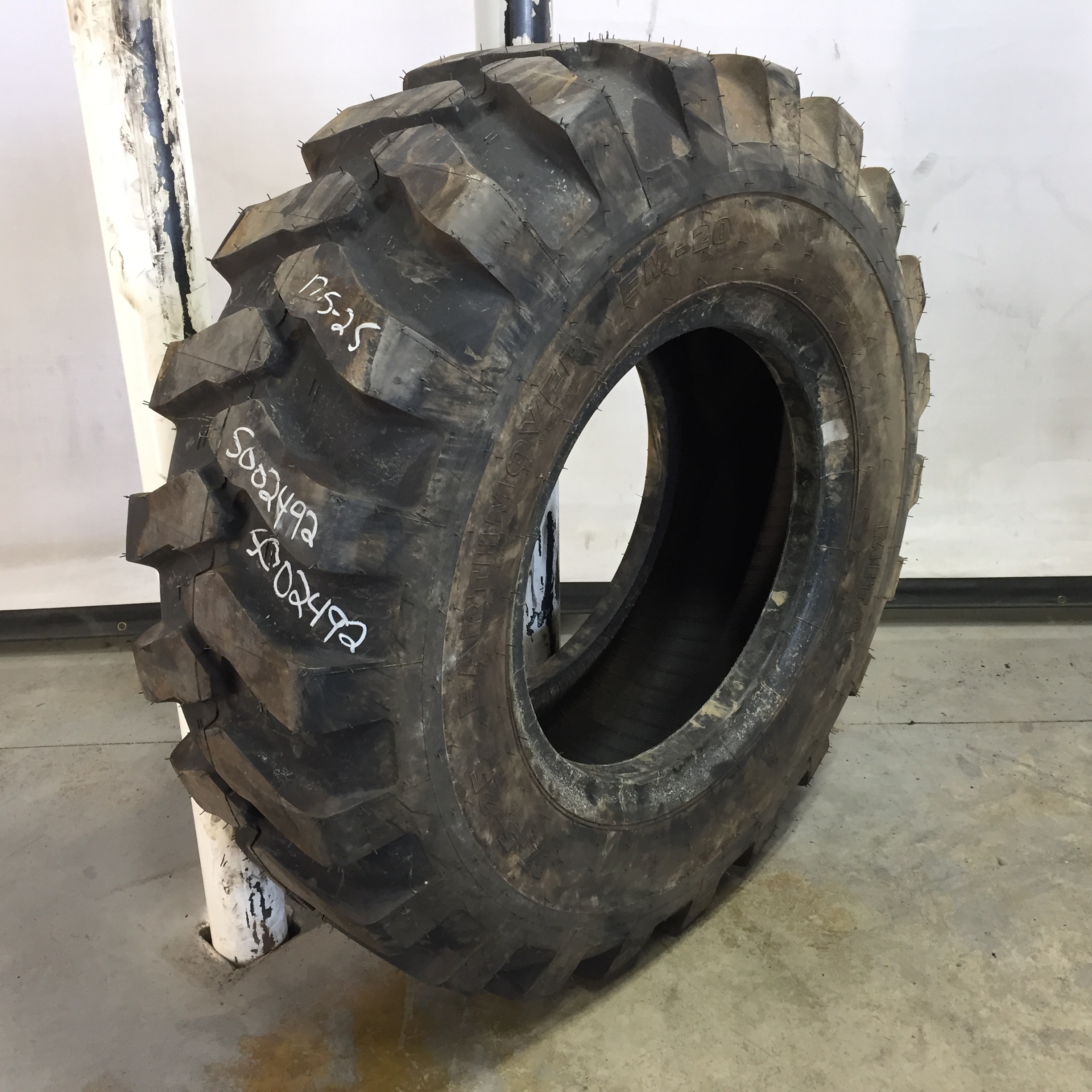 17.5/-25 Mitas EM-20 T-4 L-2 Tire S002492