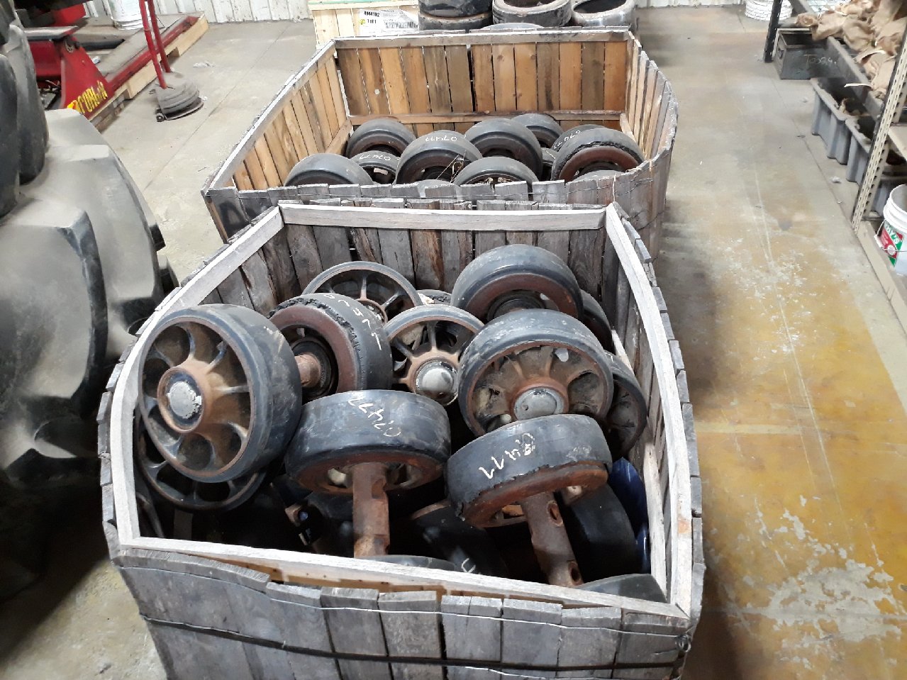 Mid-Roller Bogie Wheel 7477-USED