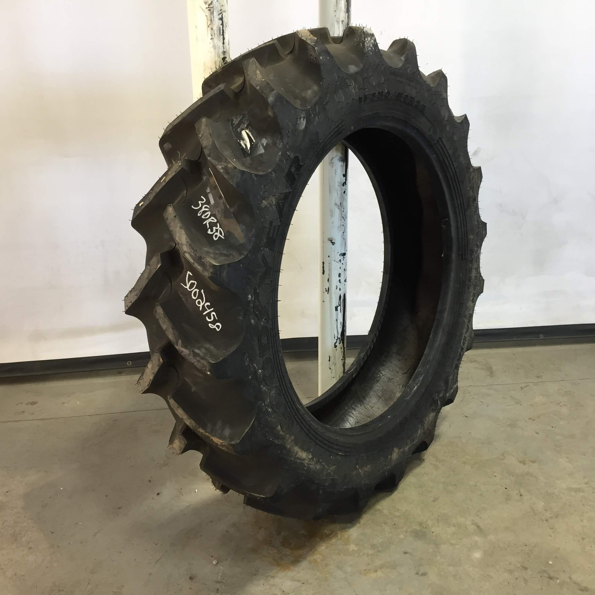 380/80R38 Goodyear Farm Optitrac R-1W Tire S002458