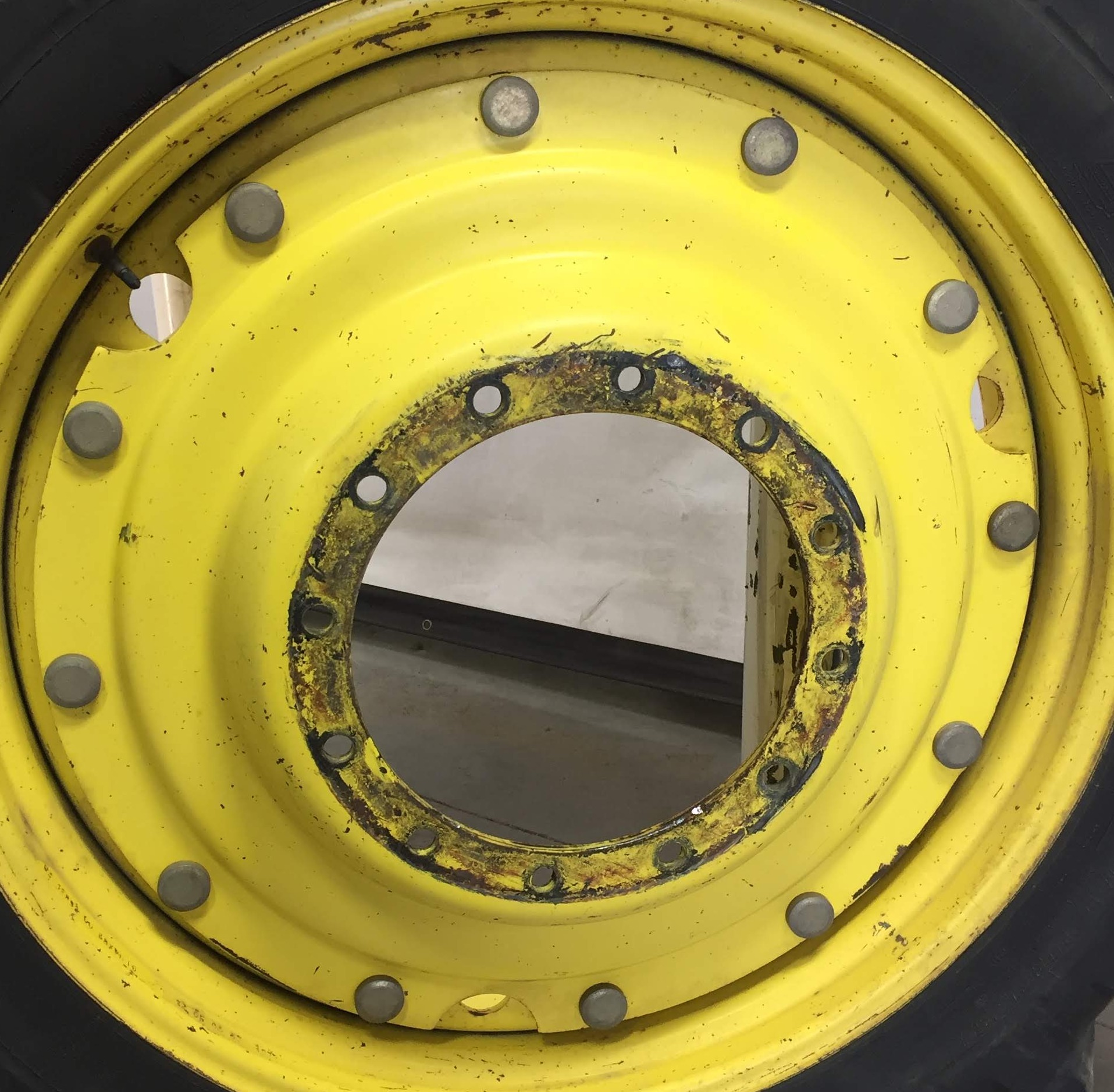 38''-54'' Stub Disc Rim Center WT007140CTR