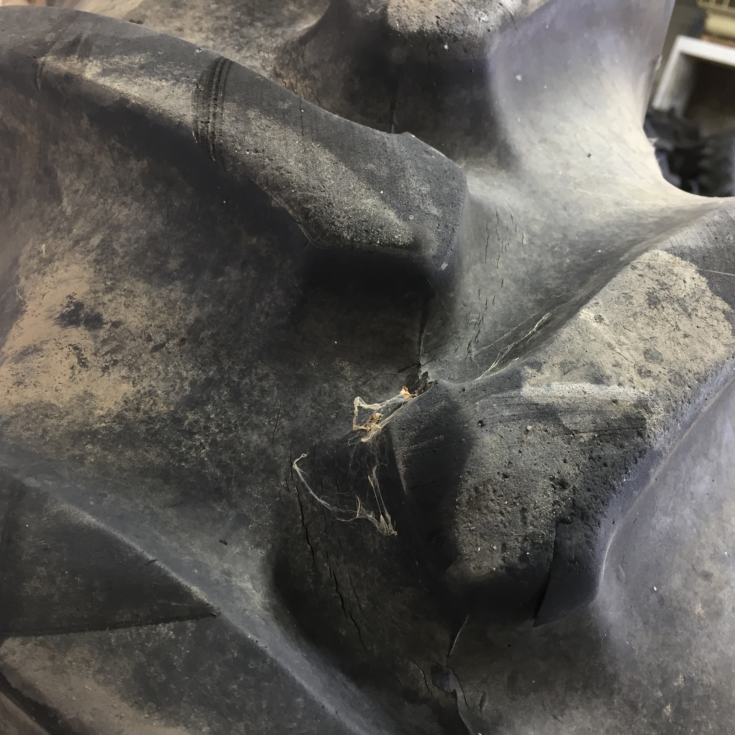 320/90R50 Titan Farm TT49V Radial R-1W Tire T007176