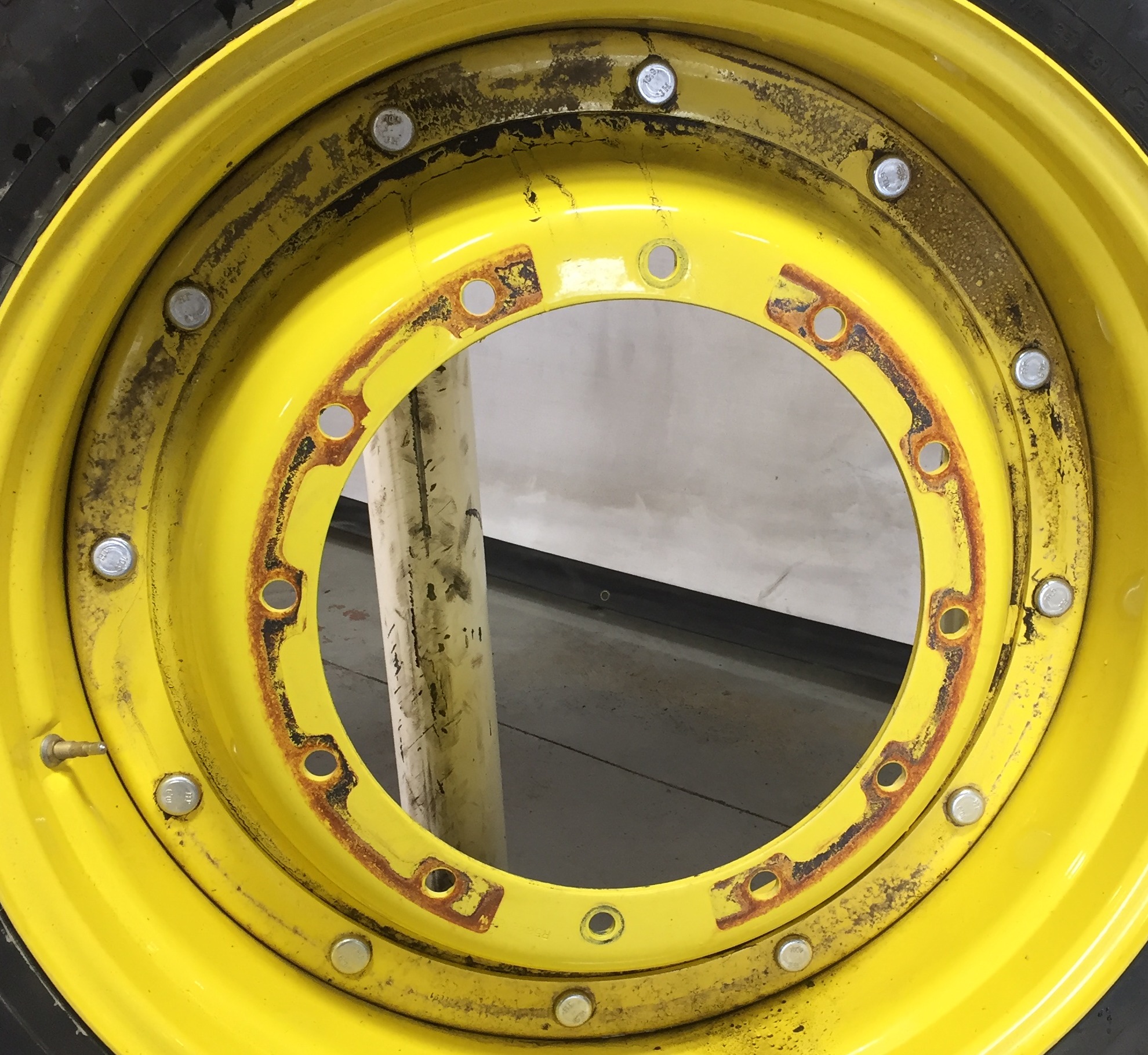 34'' Stub Disc Rim Center WT007207CTR